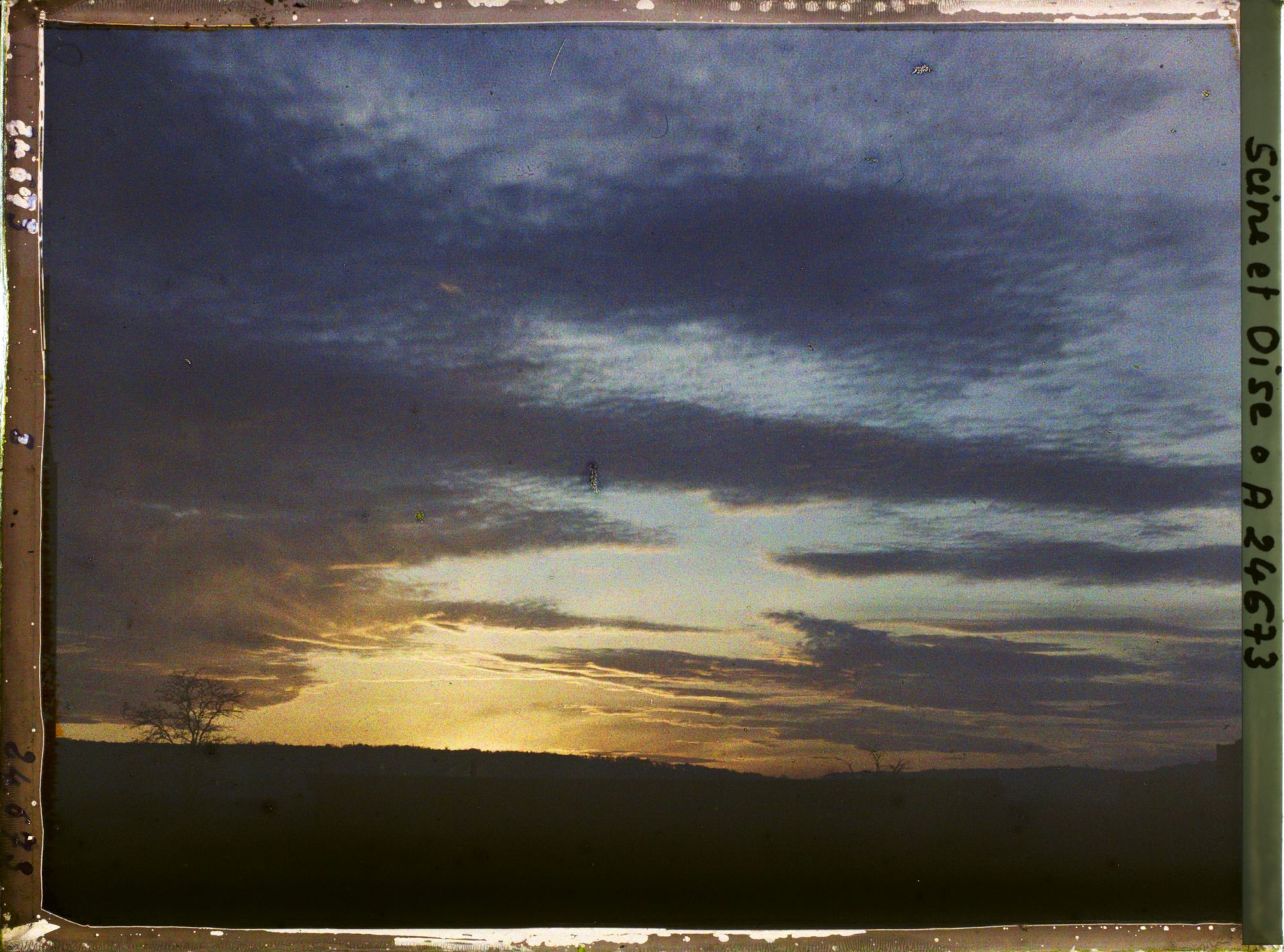 Image représentant Coucher de Soleil sur les hauteurs de St Cloud