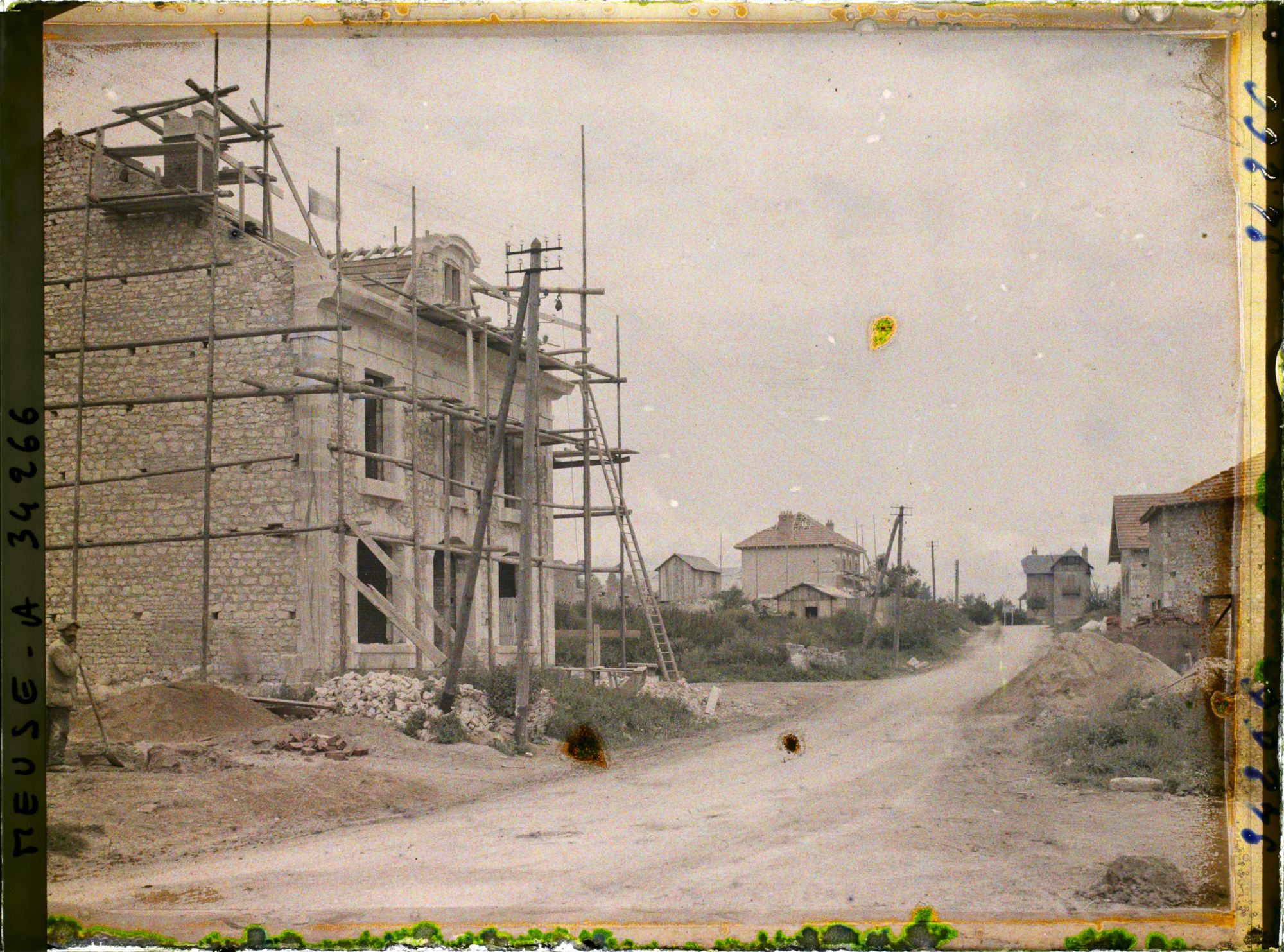 Image représentant France, Fresnes en Woëvre, Reconstruction rue de la Rochelle