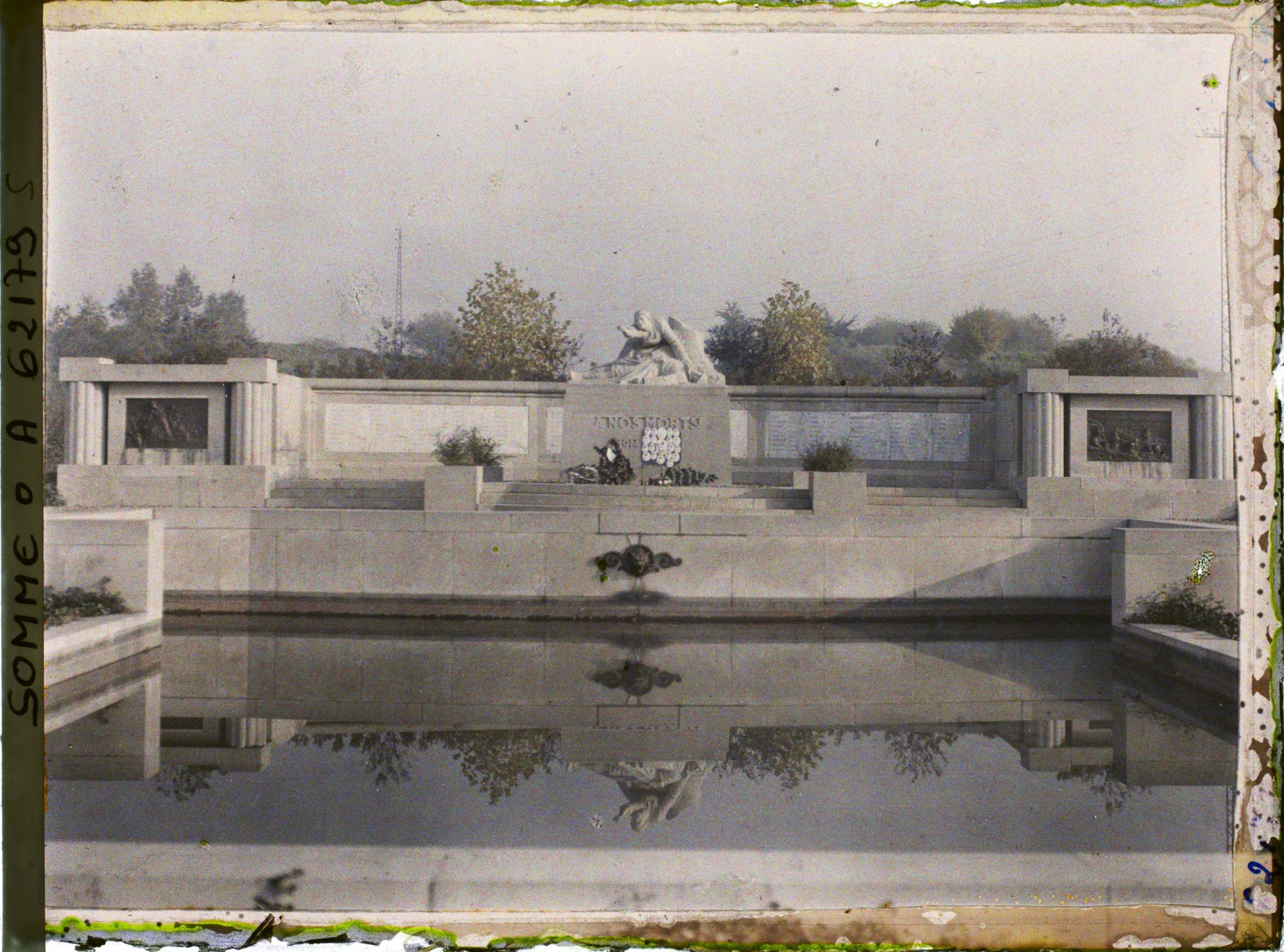 Image représentant Somme, Péronne, Le monument aux Morts de la Ville