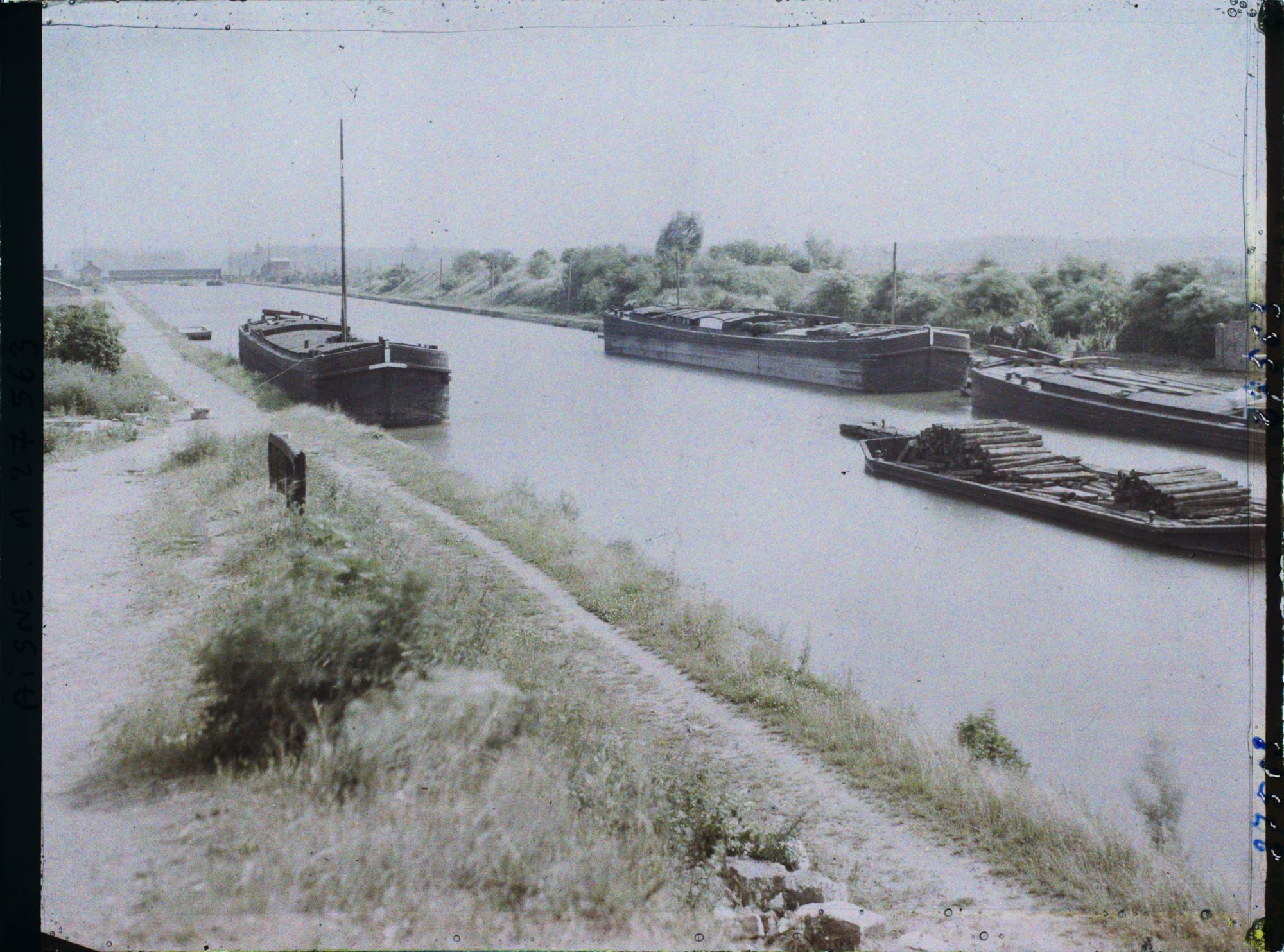 Image représentant France, Tergnier, Canal de St Quetin ; Vu vers le Sud