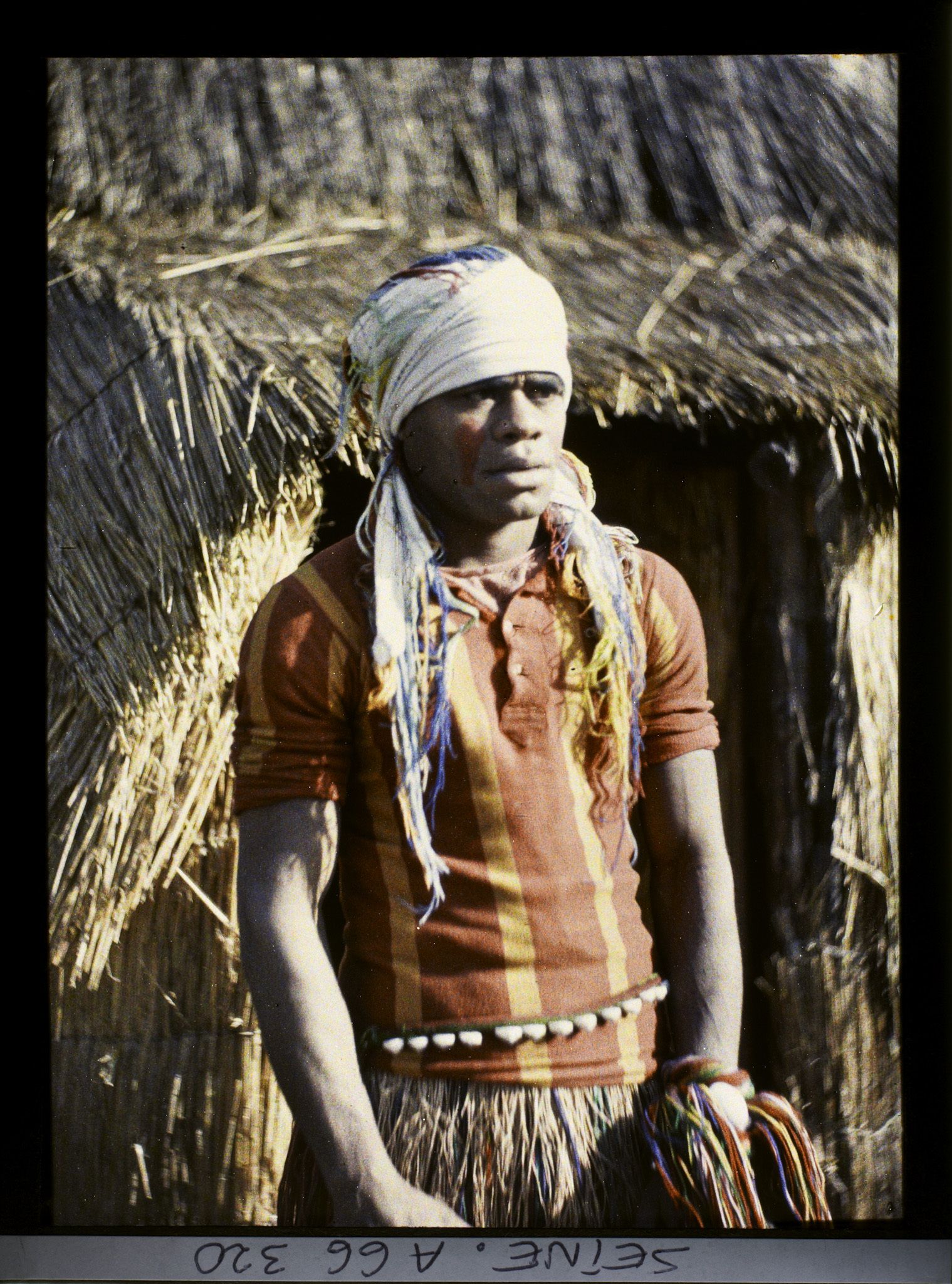 Image représentant L'Exposition Coloniale Internationale de 1931, un homme kanak