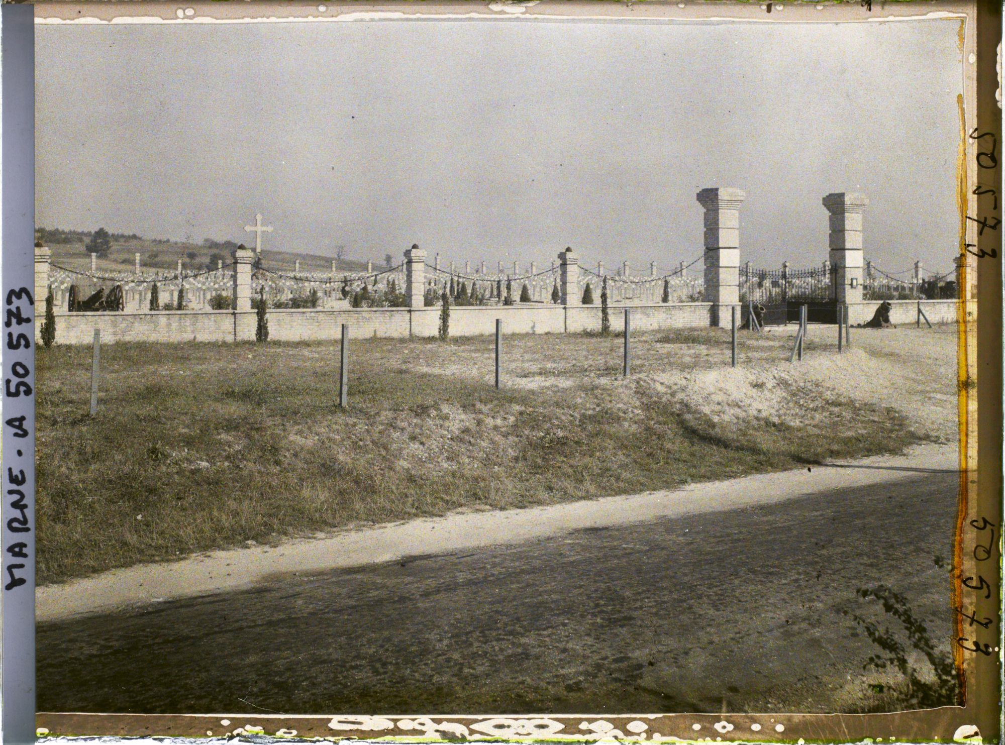 Image représentant France, Bligny, Ensemble du Cimetière Italien