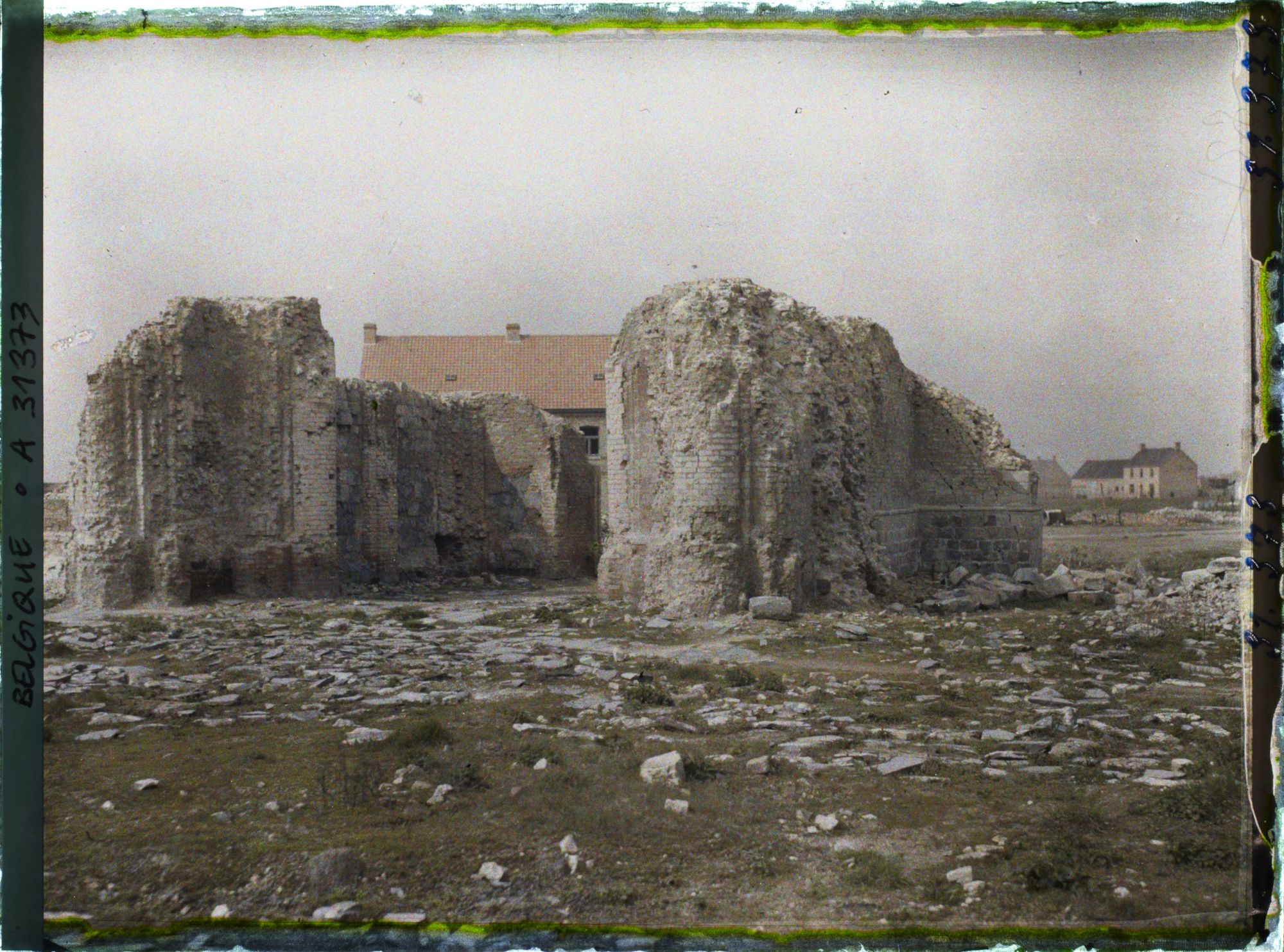 Image représentant Belgique, Langemarck, Ruines de l'Eglise