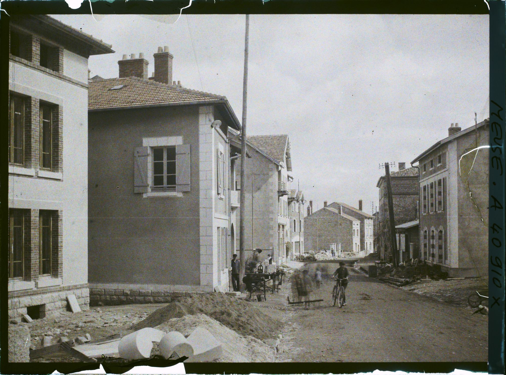 Image représentant France, Clermont en Argonne, Grande Rue