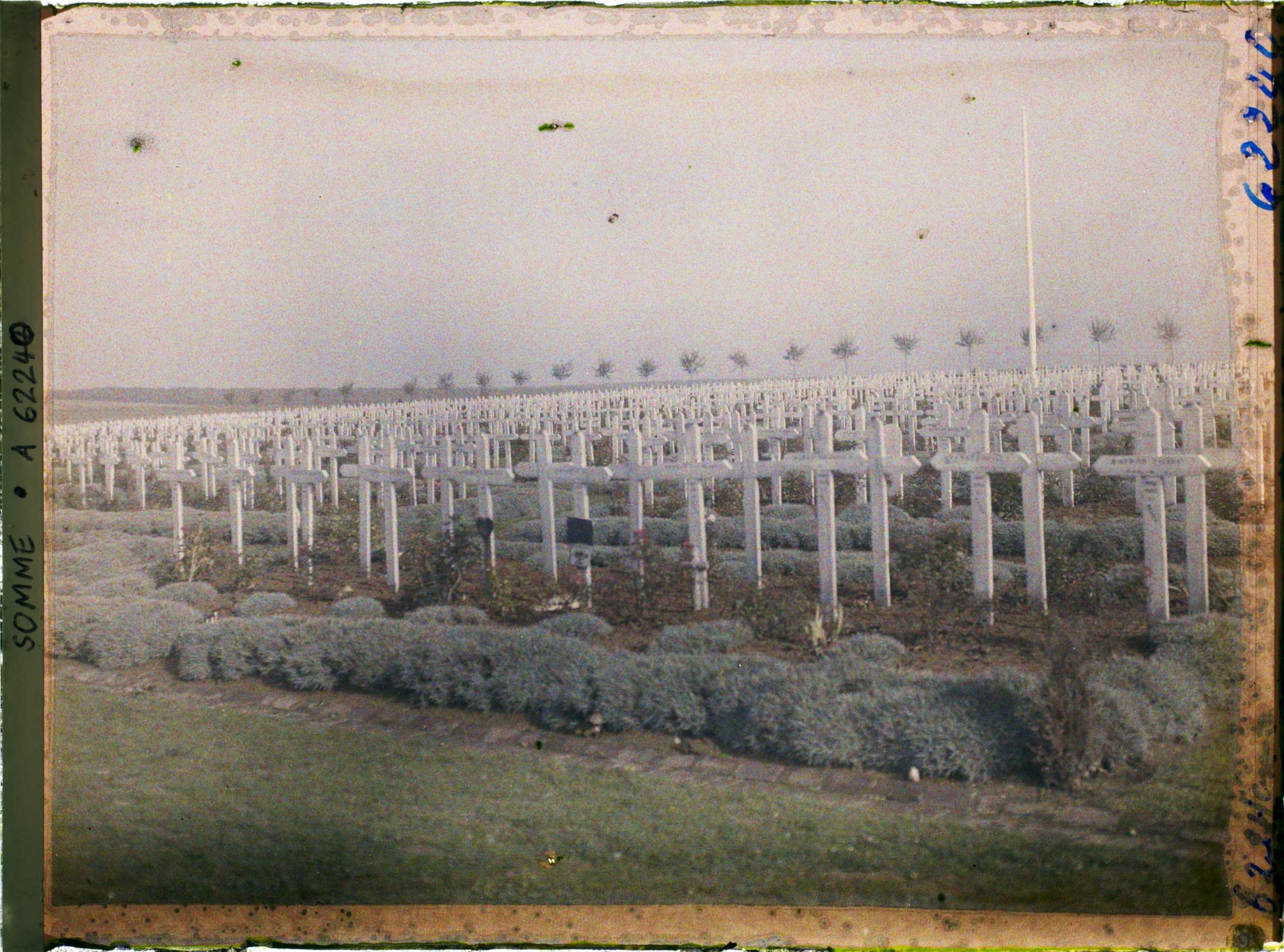 Image représentant Somme, Rancourt, Le Cimetière