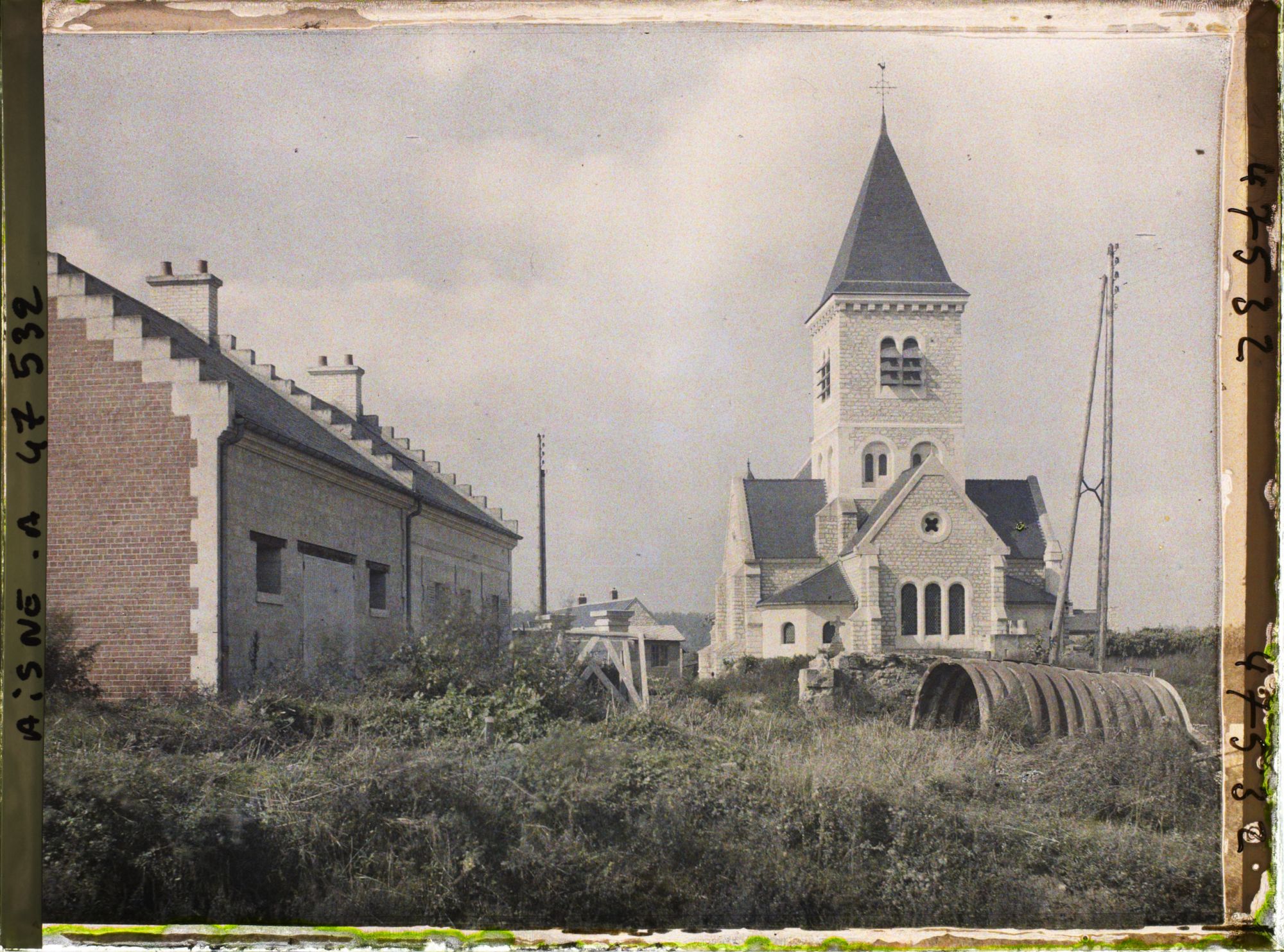 Image représentant France, Margival, Une vue vers l'Eglise