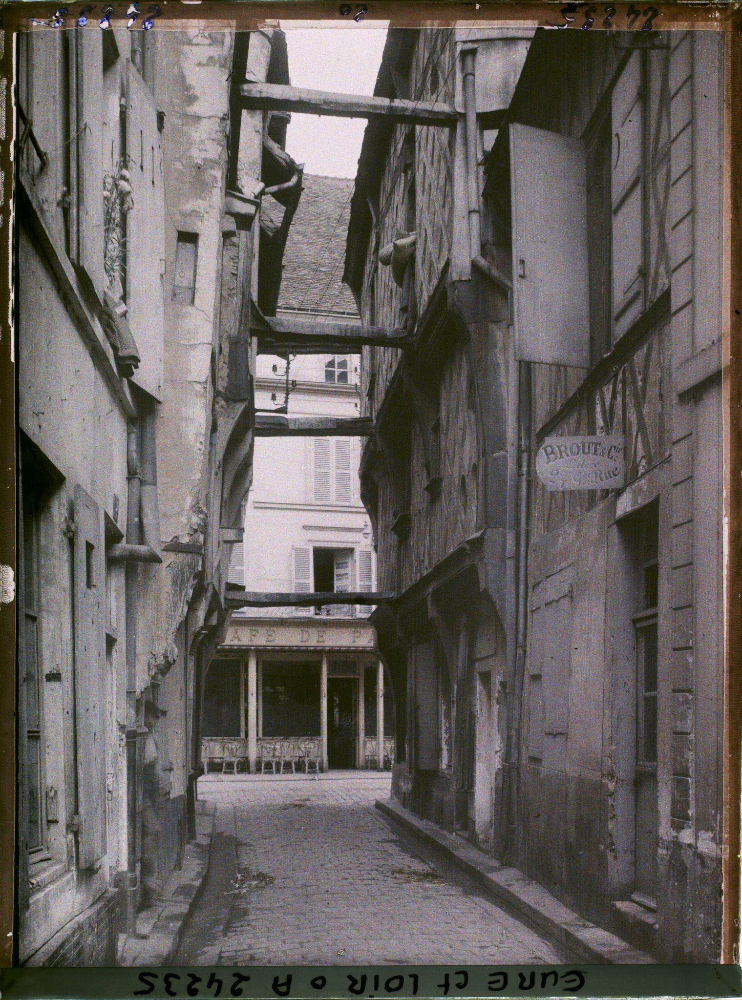 Image représentant Les maisons à colombages du XVe siècle rue Illiers, angle Grande rue Maurice Viollette