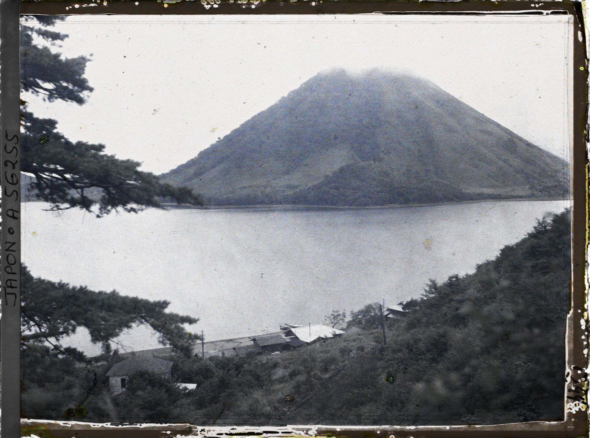 Image représentant Le lac Haruna et le mont Haruna