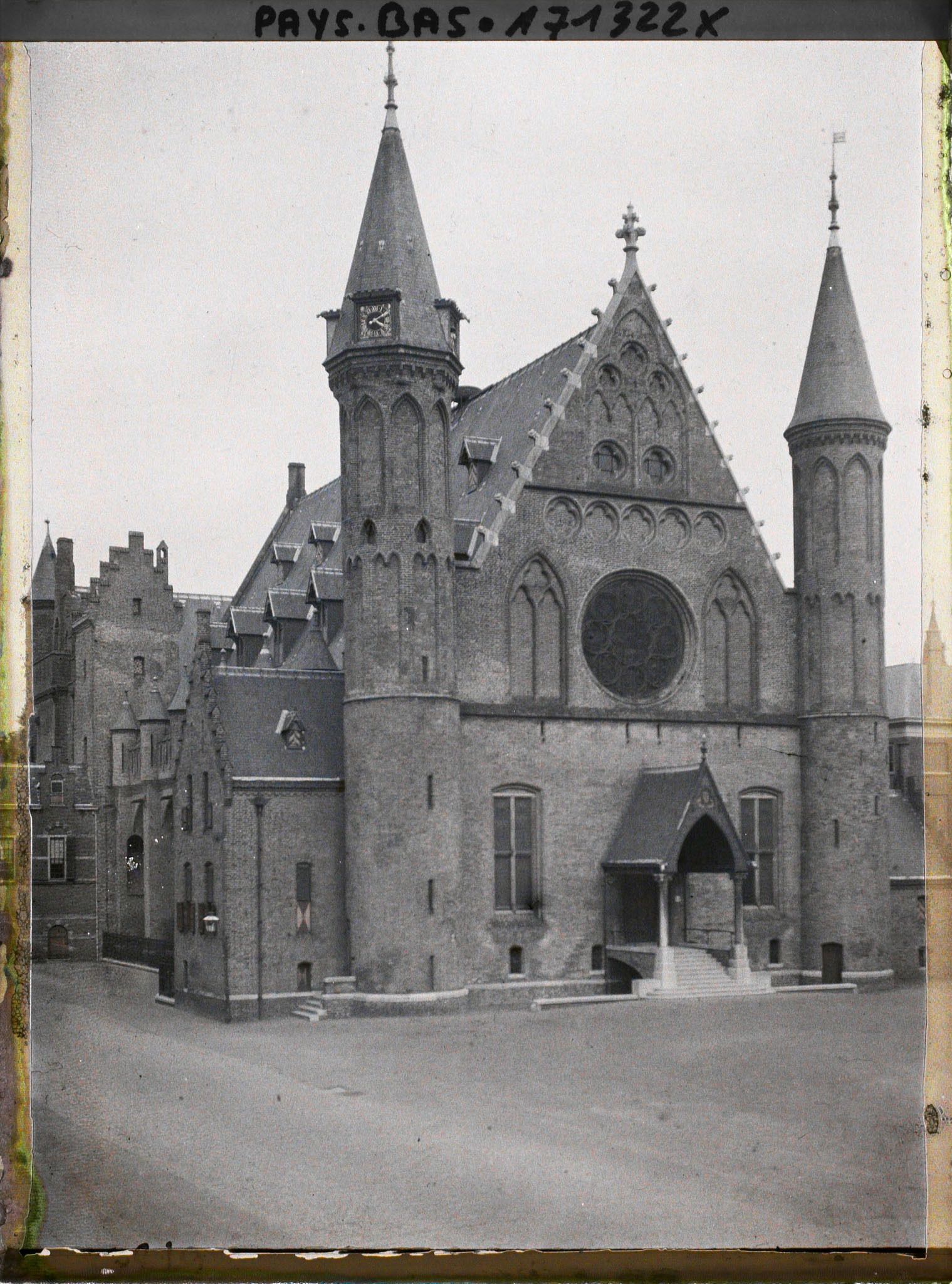 Image représentant La cour du Binnenhof