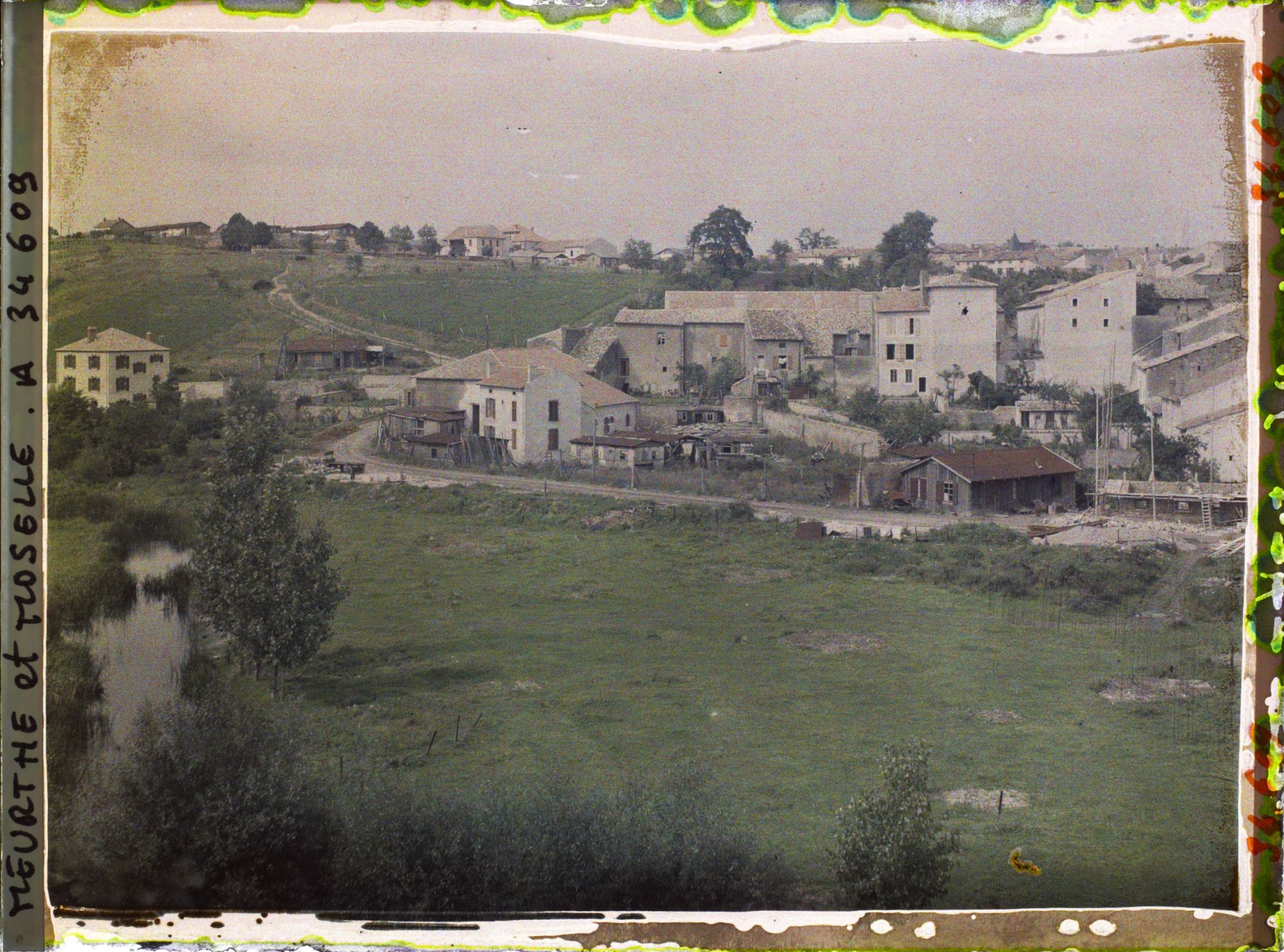 Image représentant France, Thiaucourt, Vue panoramique de Thiaucourt prise du Sud