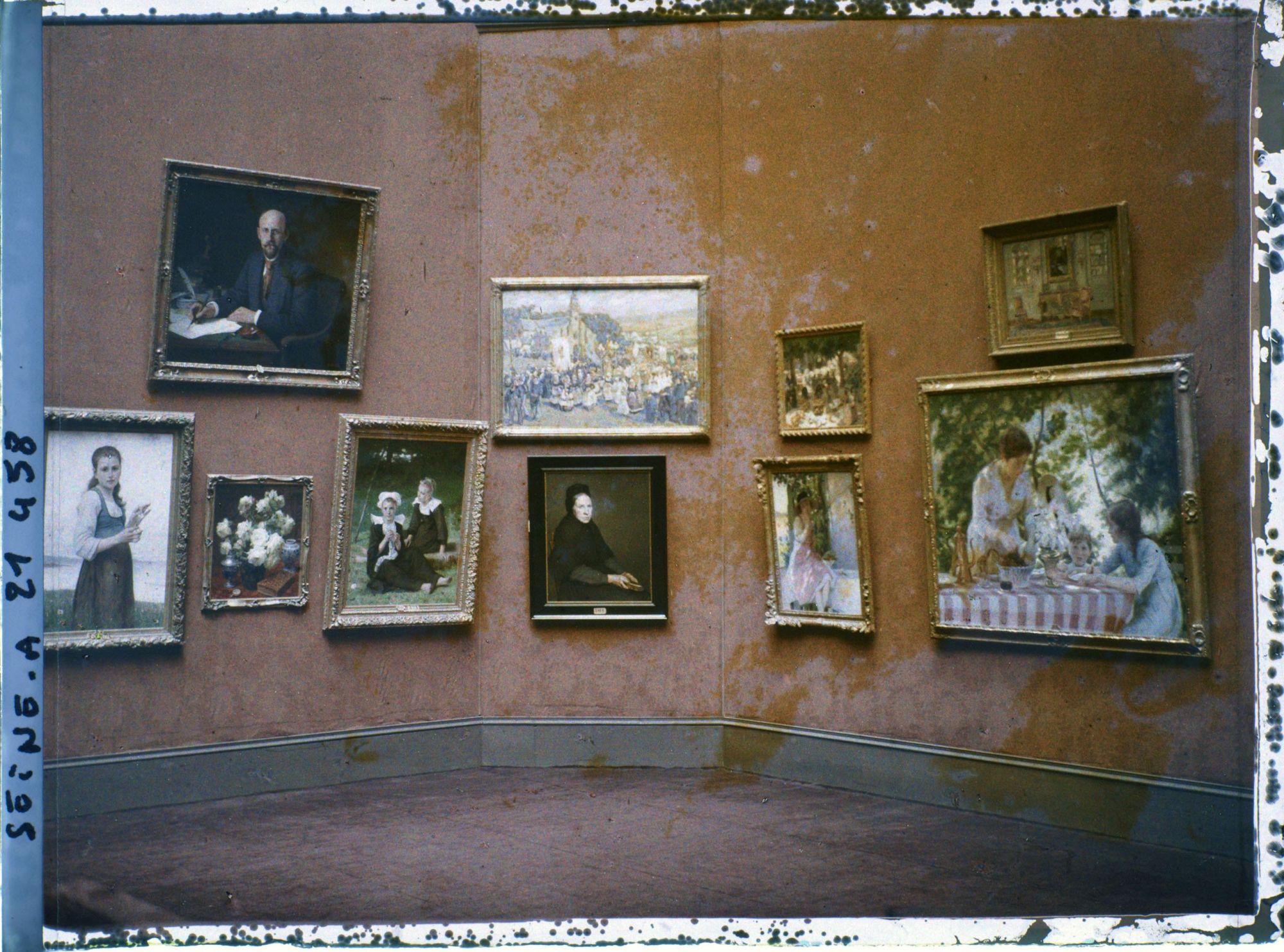 Image représentant Le Salon des artistes français au Grand Palais, tableaux