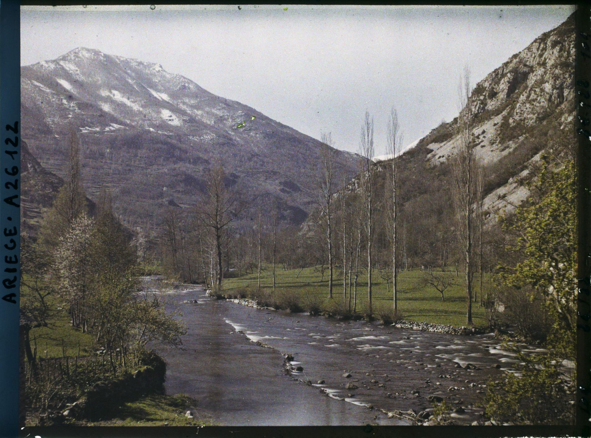 Image représentant Le Vicdessos vu de l'amont