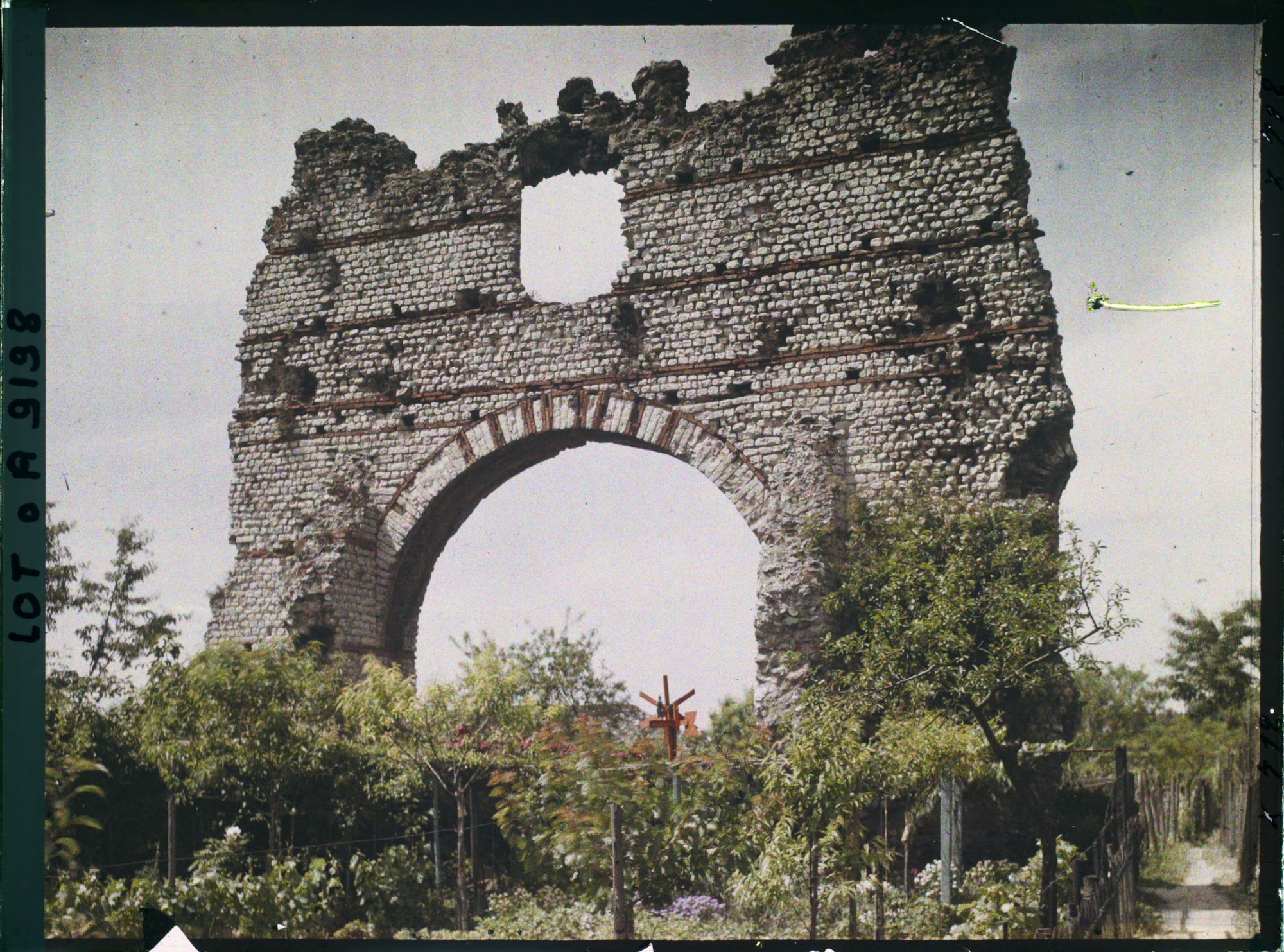 Image représentant France, Cahors, Arc de Diane. Anciens thermes Romains