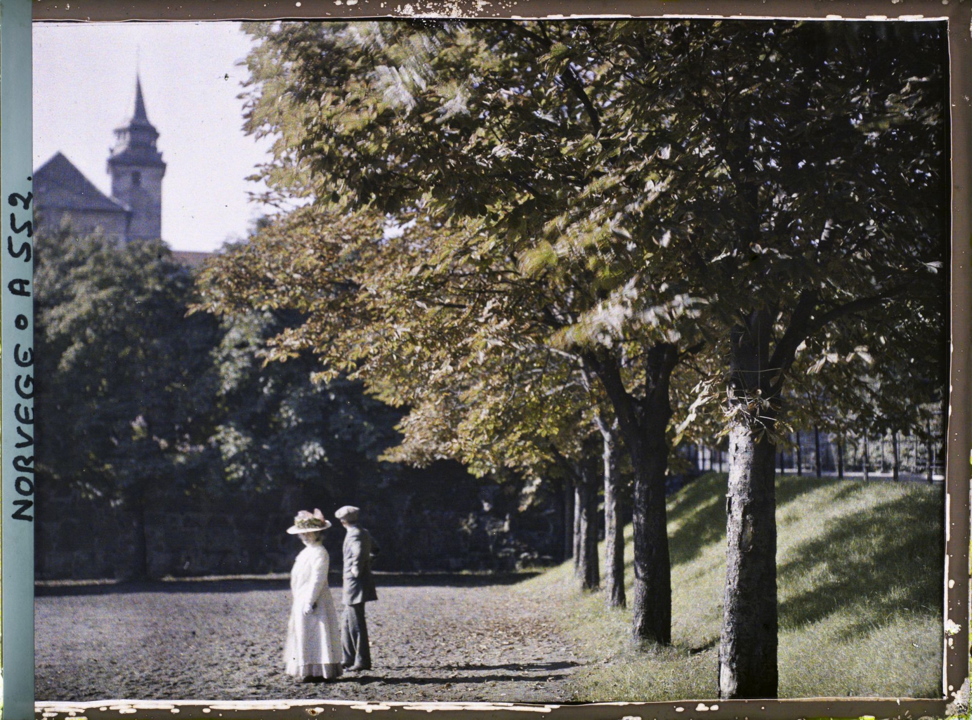 Image représentant Une cour à l'entrée de la forteresse Akershuss