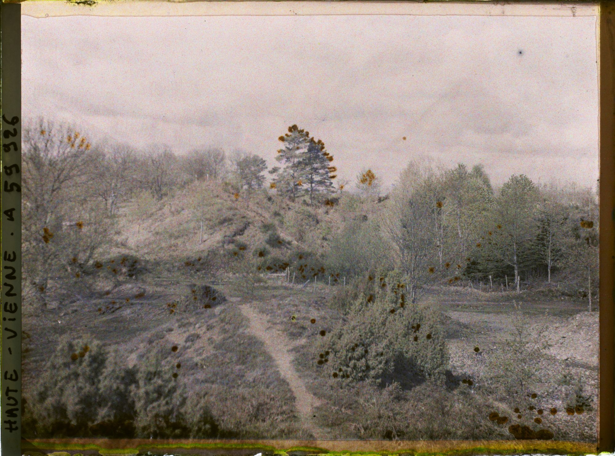 Image représentant L'ancienne fosse de la mine de Leycuras (?)