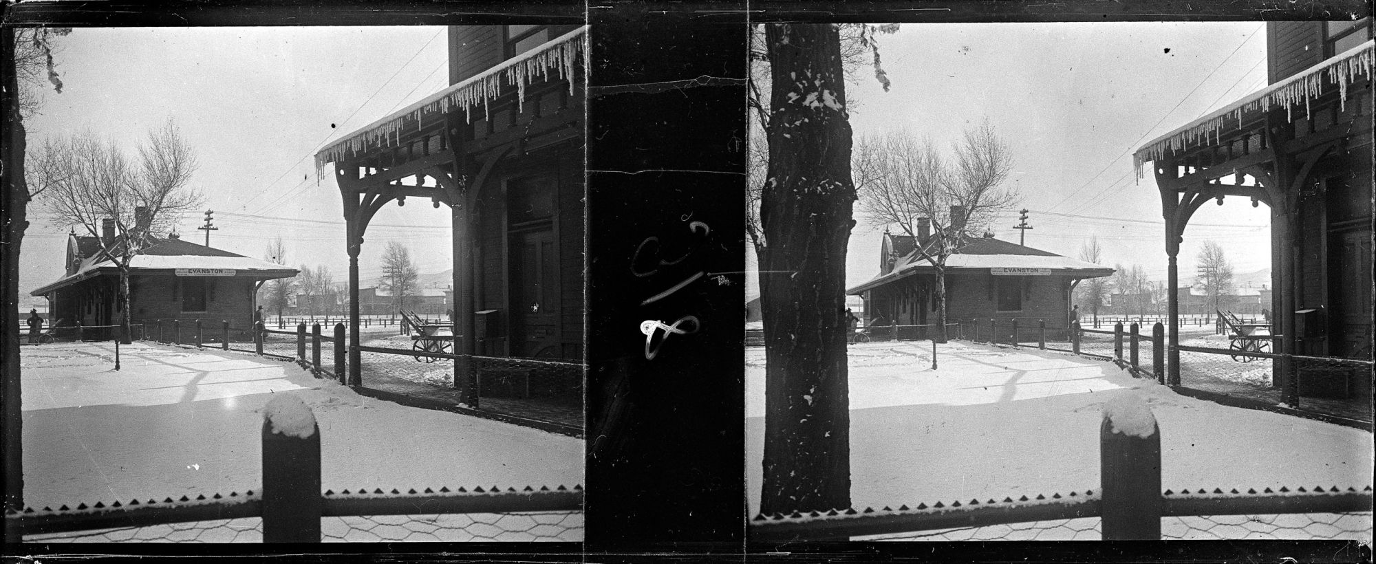 Image représentant La station d'Evanston sous la neige