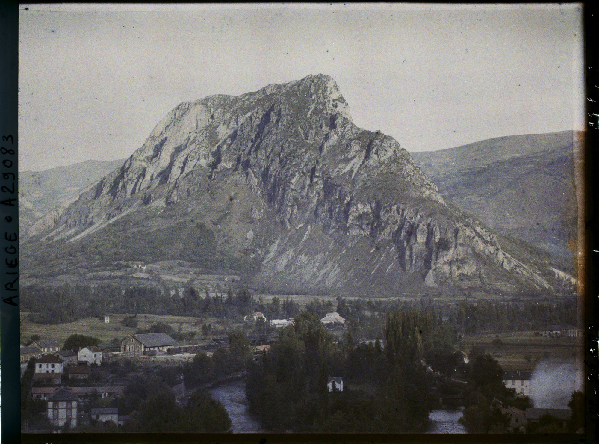 Image représentant Le Soudour vu de la tour du Castella