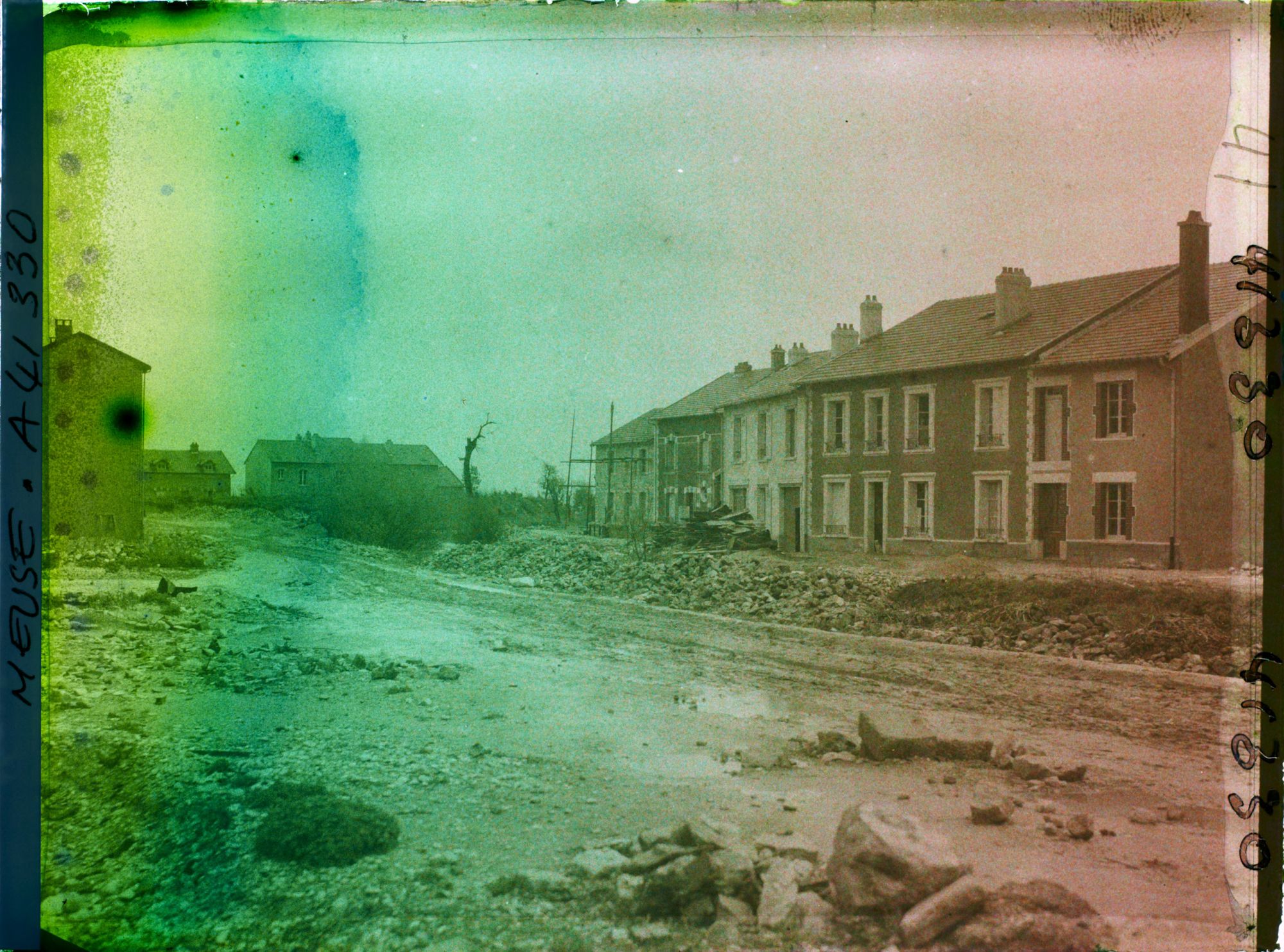 Image représentant France, Fresnes en Woëvre, Nouvelles Maisons