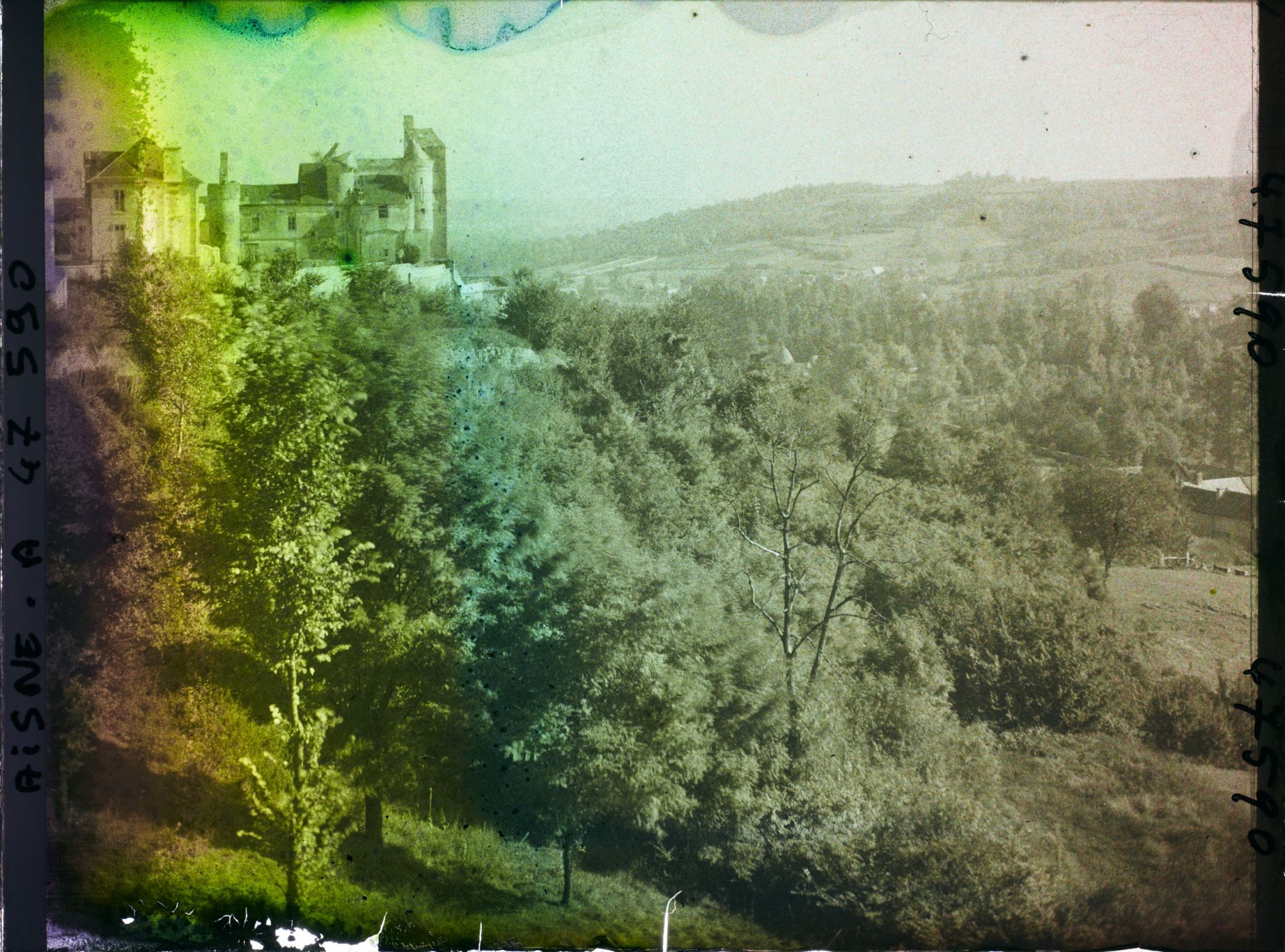 Image représentant France, Pernant, Vallée de l'Aisne et le Château