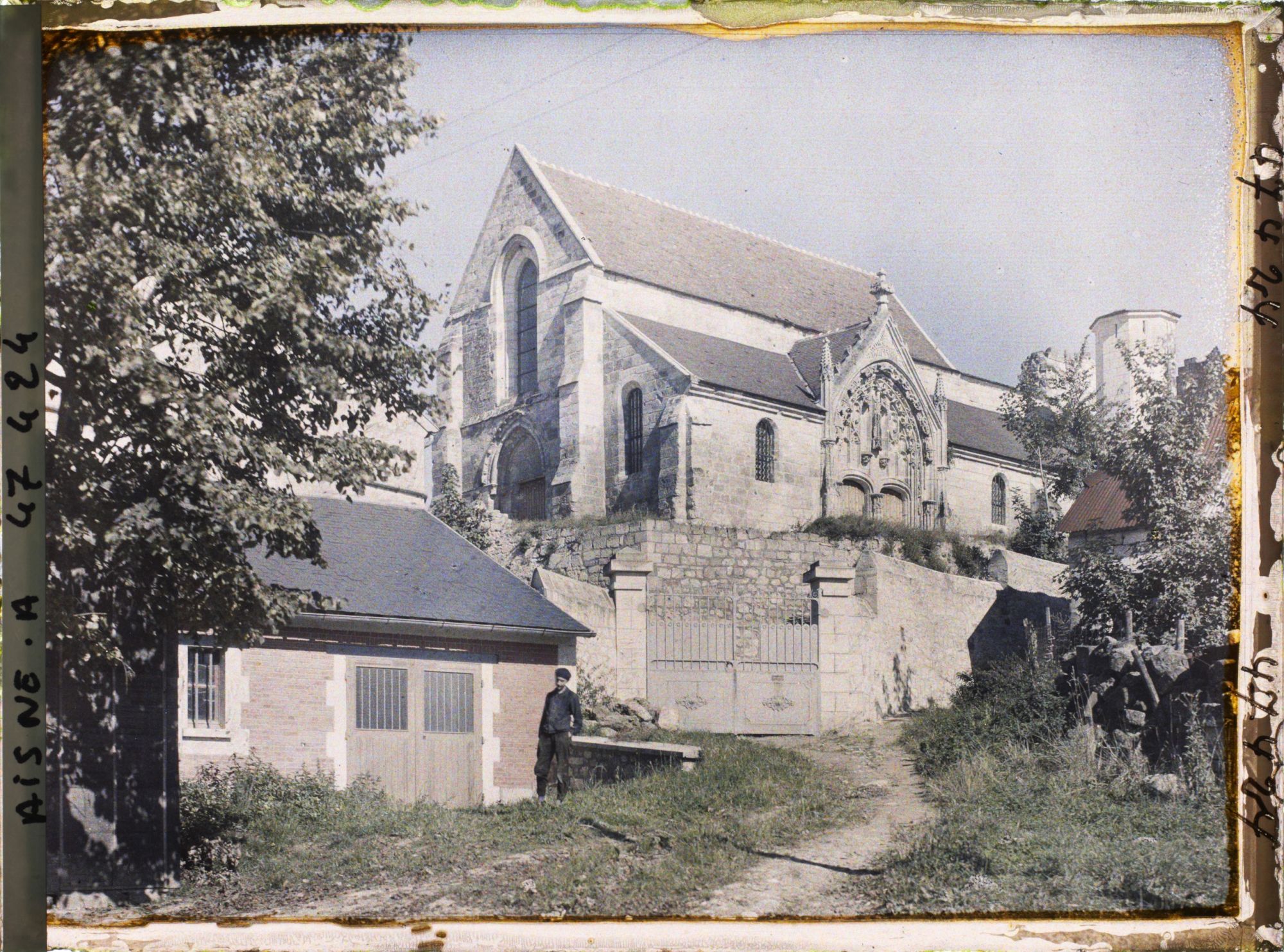 Image représentant France, Missy-s/Aisne, Façade de l'Eglise