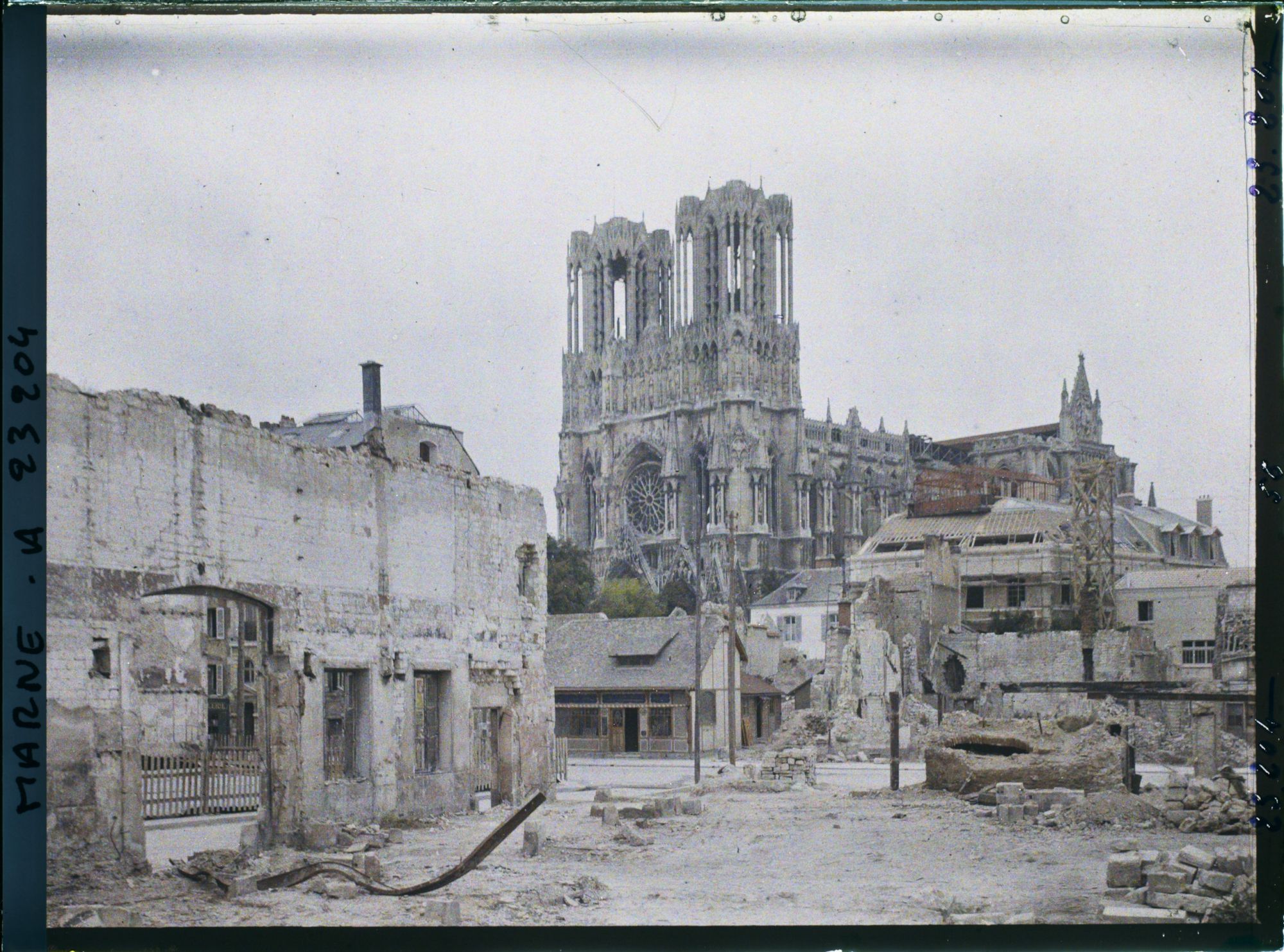 Image représentant France, Reims, Environs de la Cathédrale