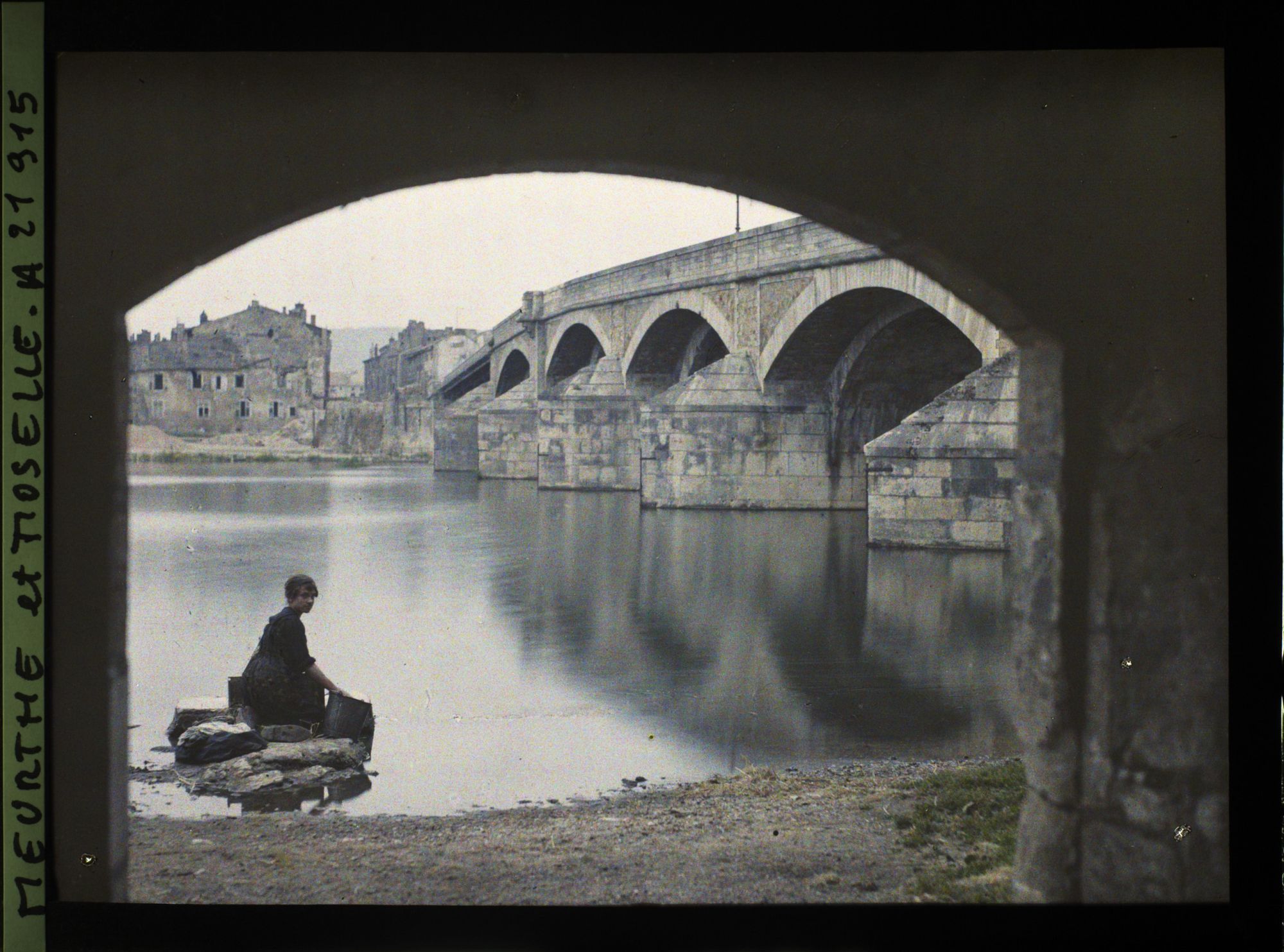 Image représentant France, Pont à Mousson, Vue s/ le Pont prise de la rive droite de la Moselle
