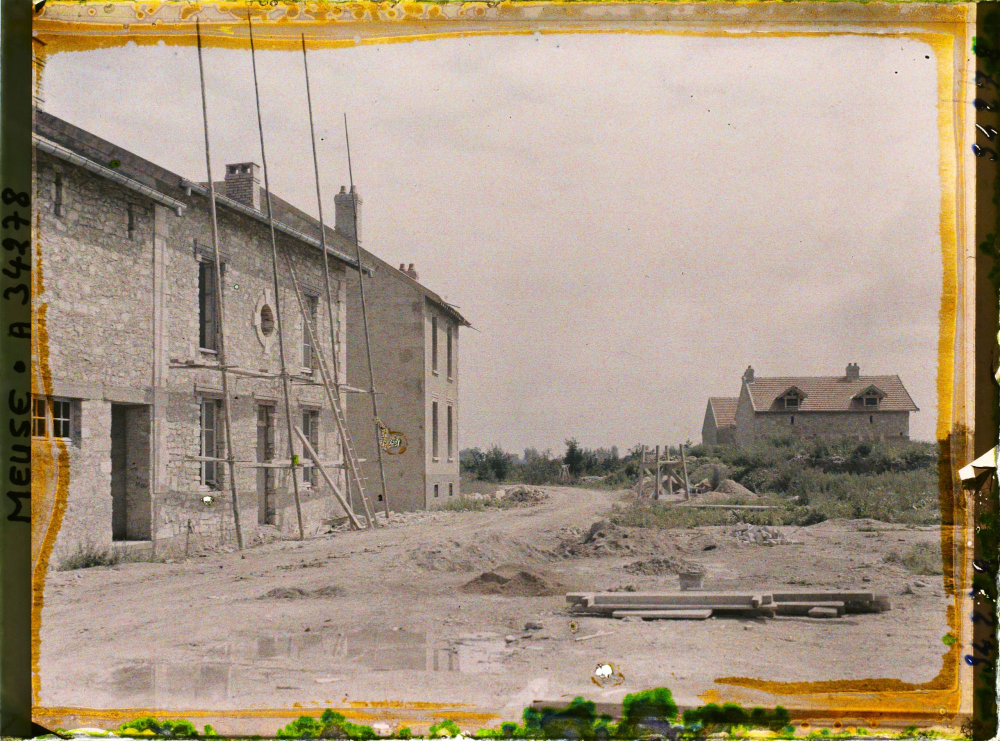 Image représentant France, Fresnes en Woëvre, Reconstructions