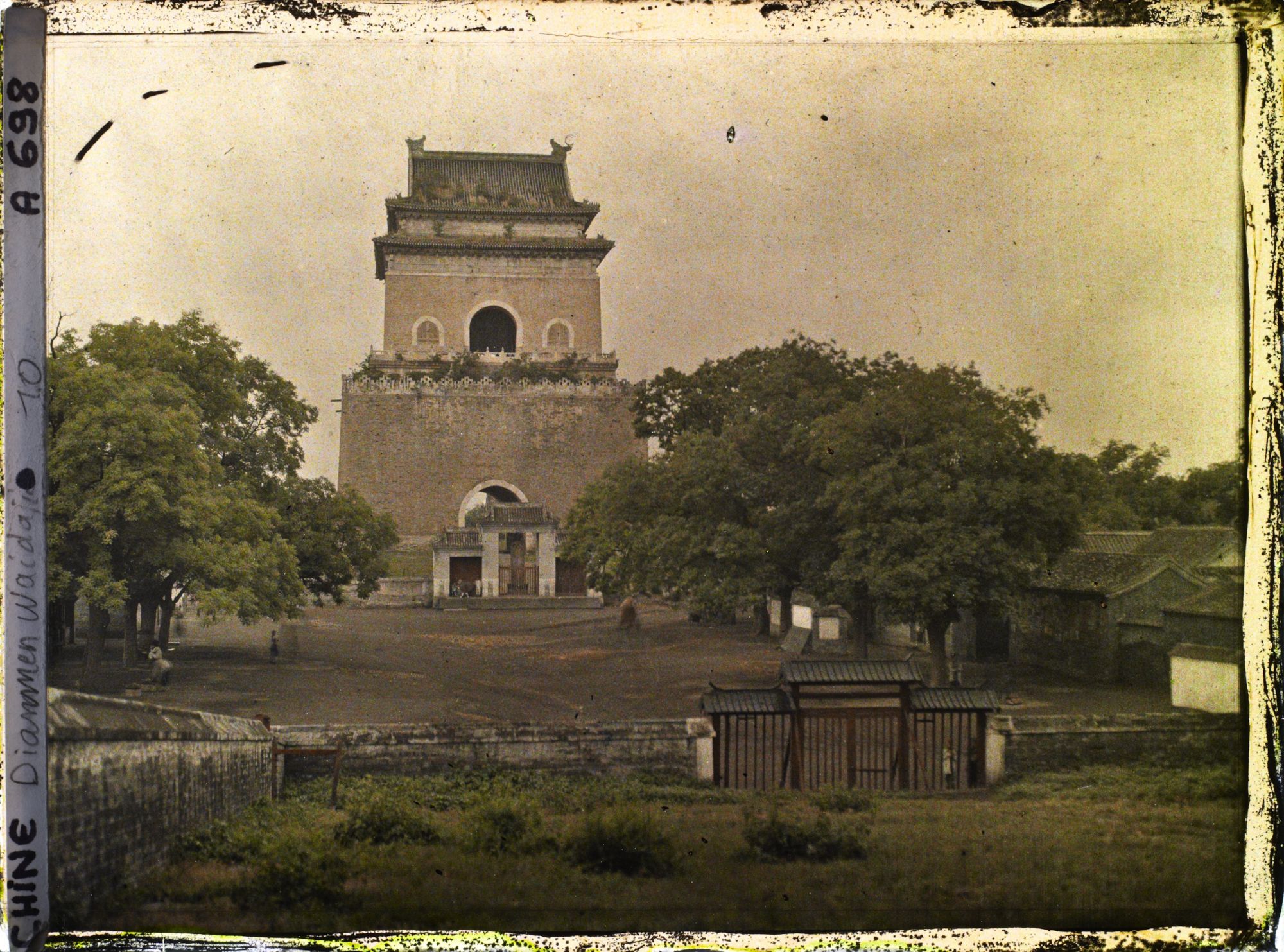 Image représentant Zhonglou (" tour de la Cloche "), façade sud