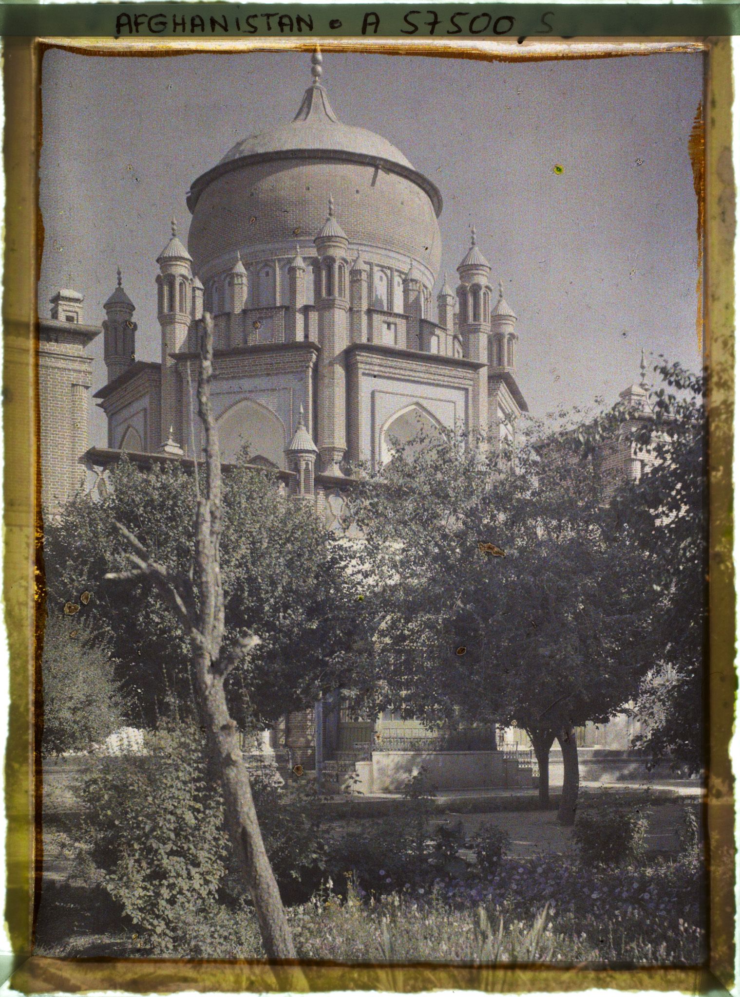 Image représentant Le mausolée d'Abdour Rahmân et son parc