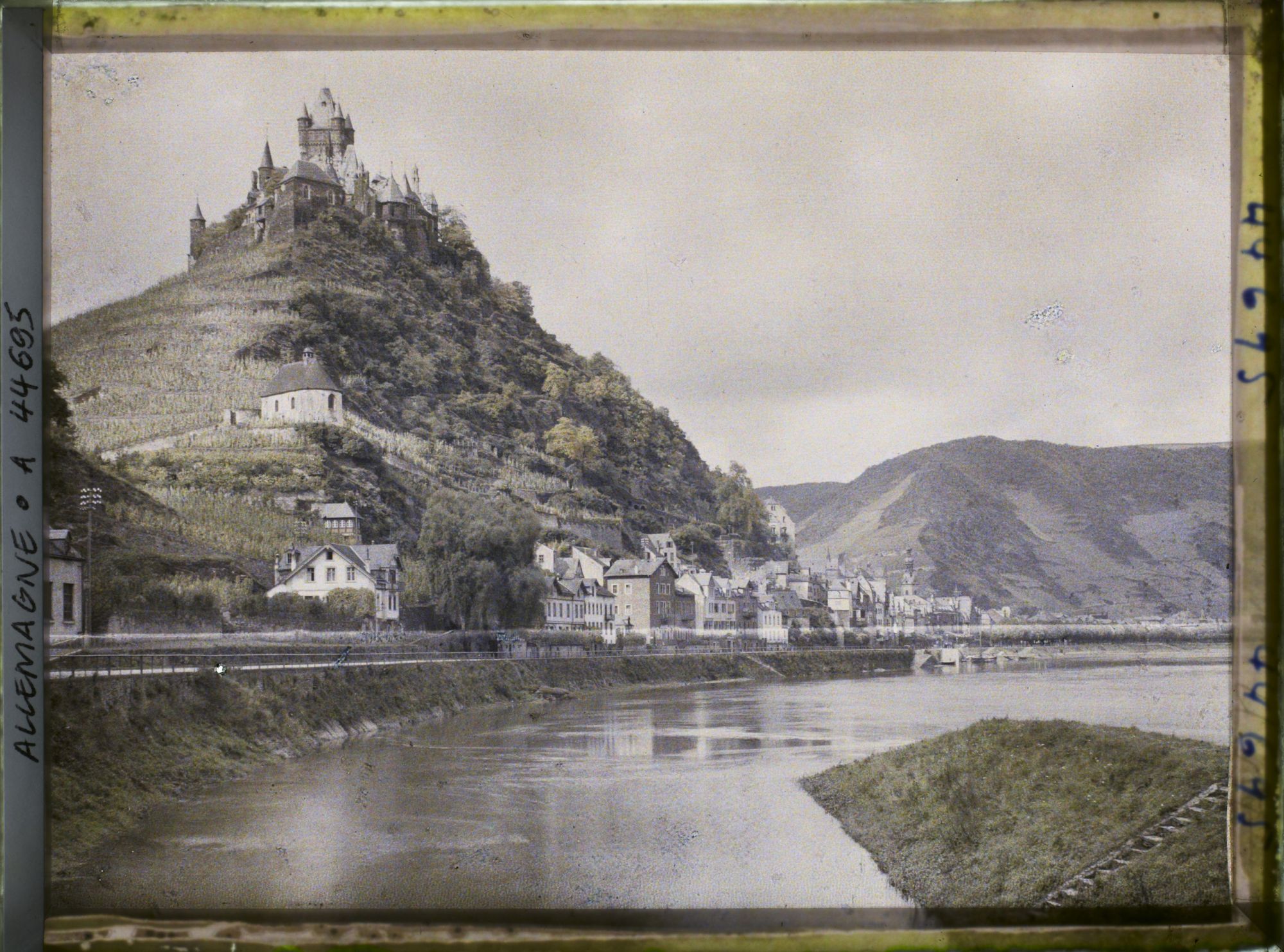 Image représentant Allemagne, Cochem (Moselle), Le Château et le Village