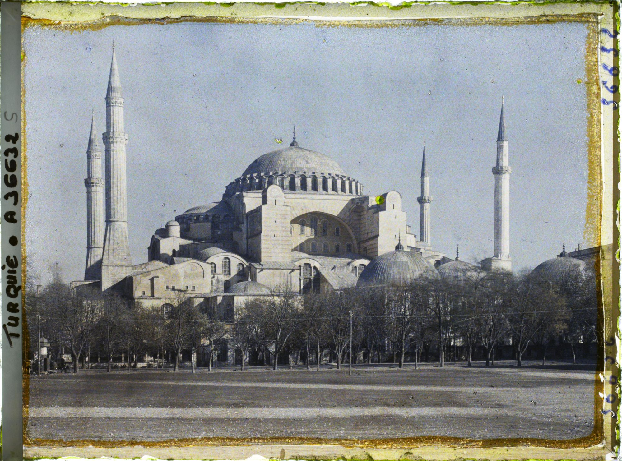Image représentant Turquie, Constantinople , Ste Sophie, Sud-Est  plus gros
