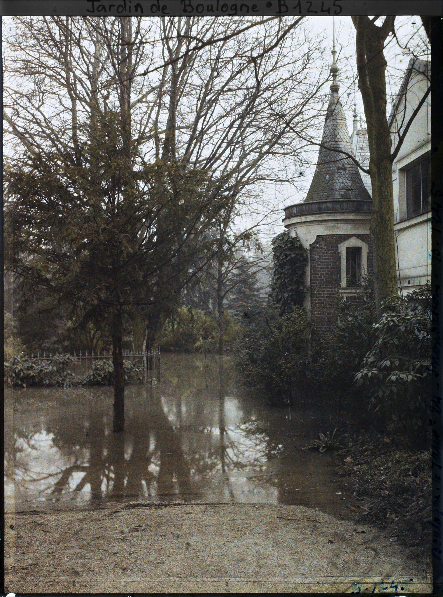 Image représentant le laboratoire photo inondé