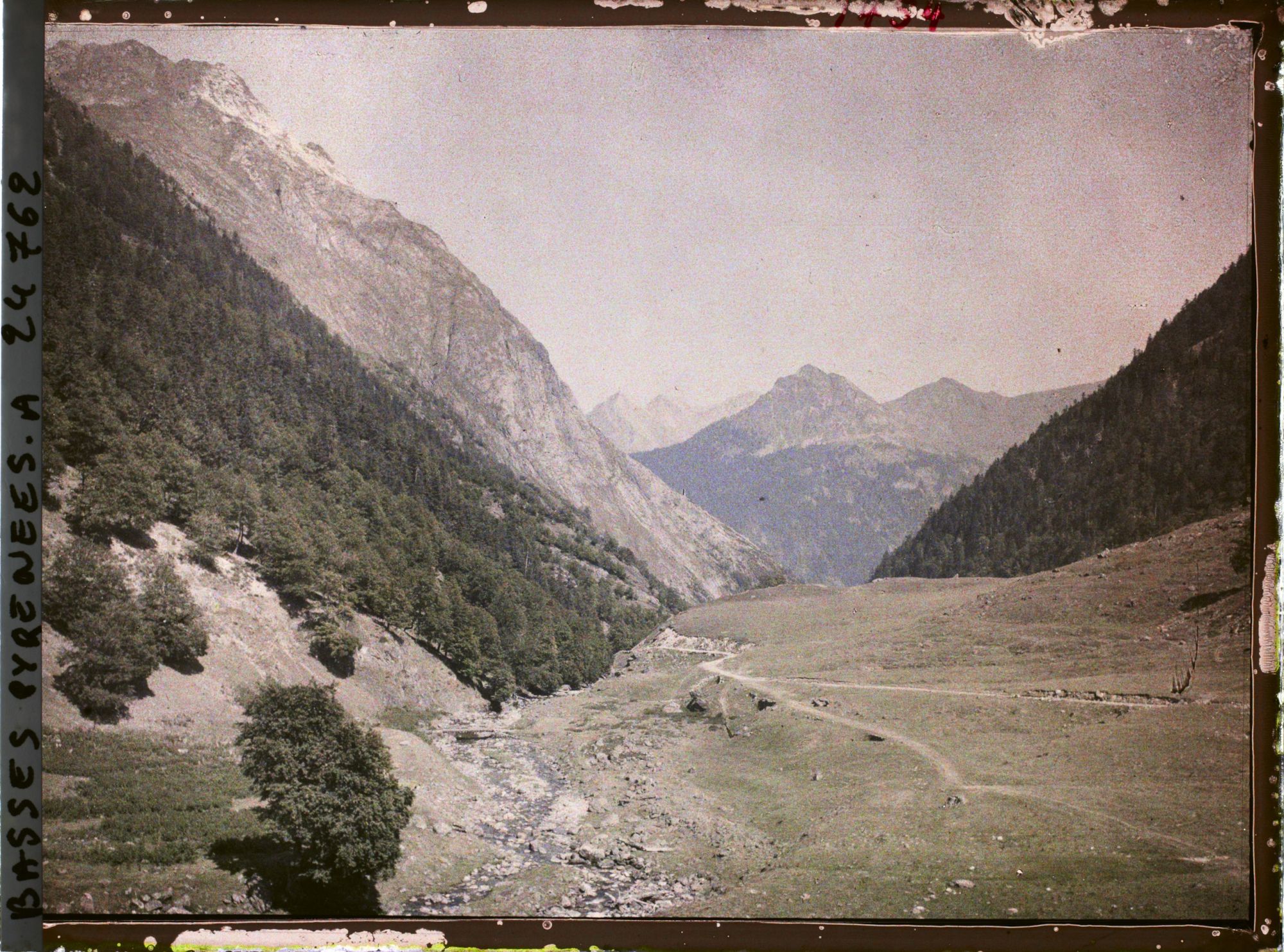 Image représentant France, Bious-Artigues, Le premier plateau de Bious à 1500 m d'altitude