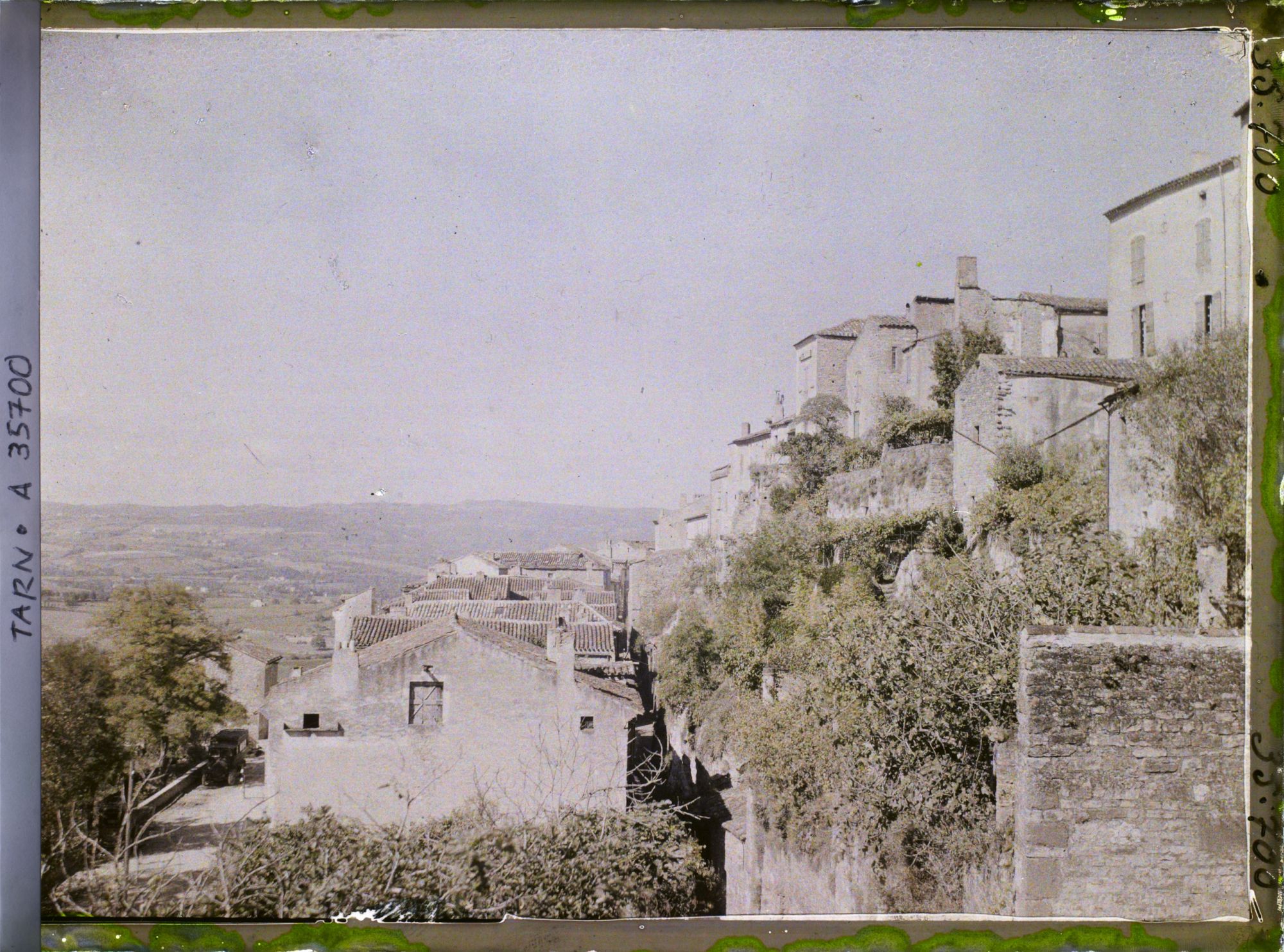 Image représentant La ville basse