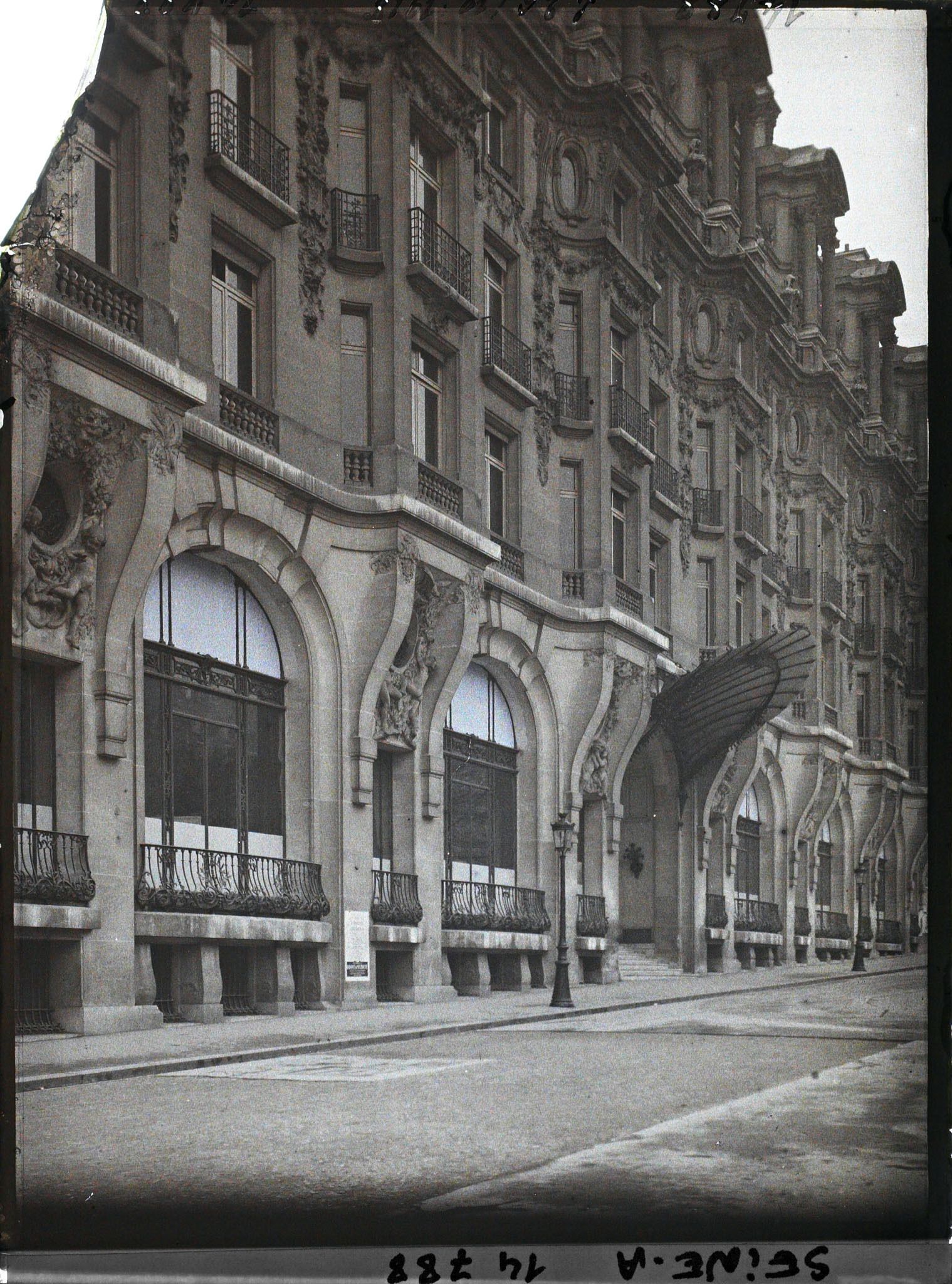 Image représentant L'hôtel Elysée-Palace au 103 avenue des Champs-Elysées