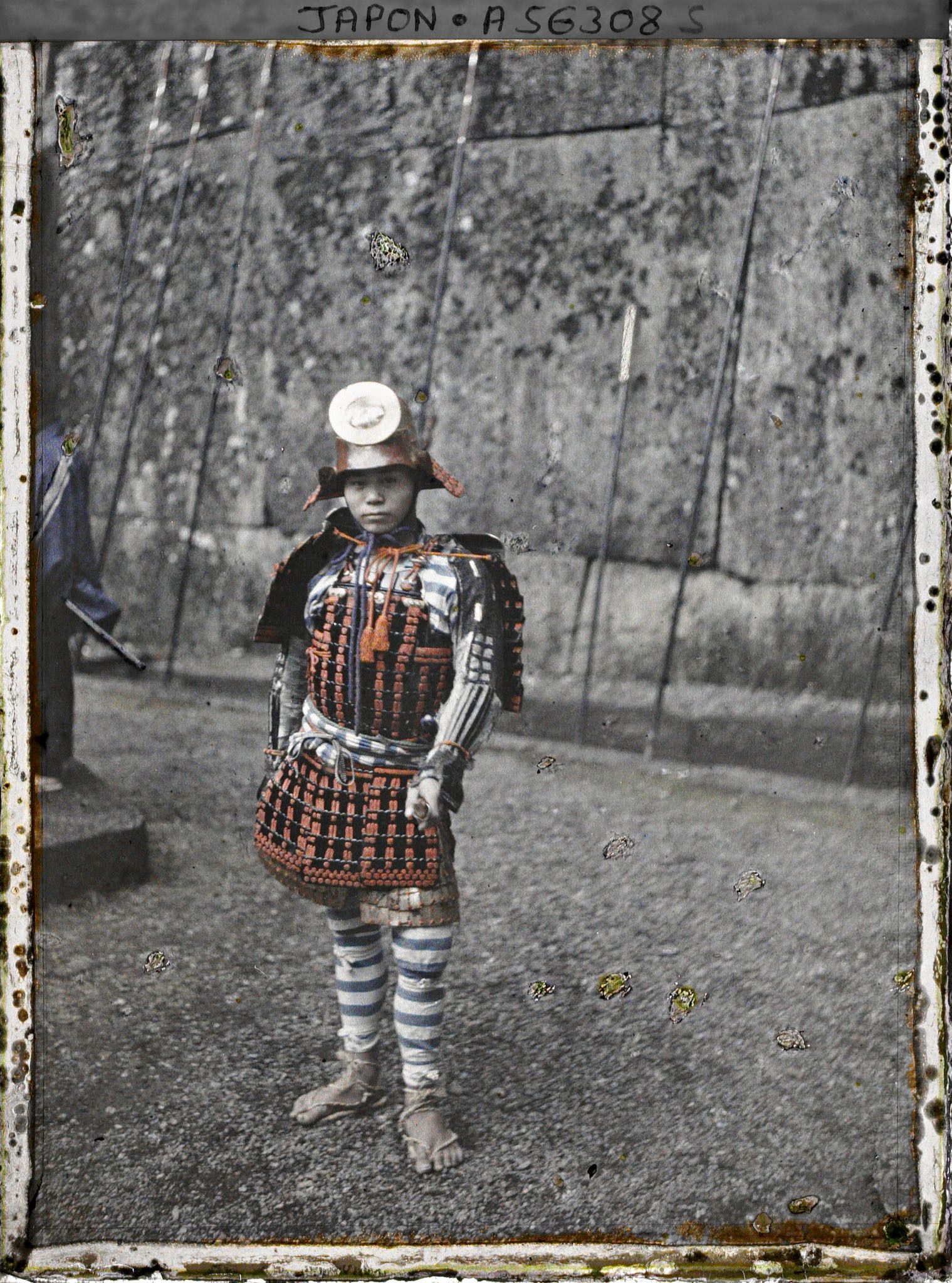 Image représentant Personnage en armure de Bushi (samouraï), de l'époque d'Edo, lors de la fête du sanctuaire Tôshôgu