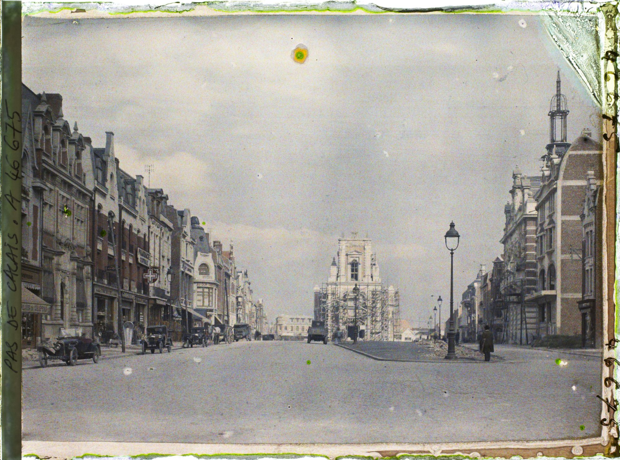 Image représentant France, Lens, Place J. Jaurès vers Eglise