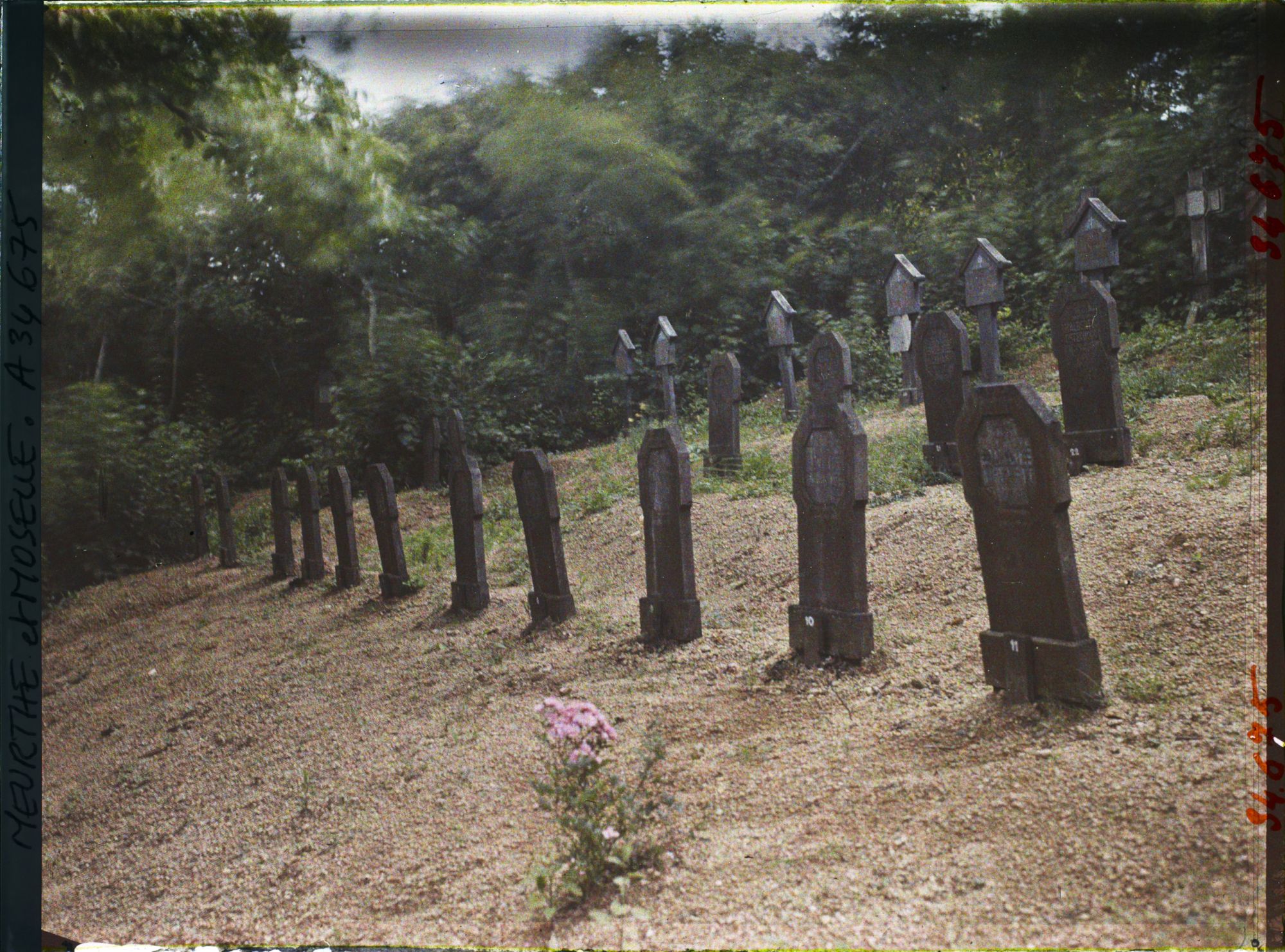 Image représentant France, Bouillonville, Le Cimetière Allemand autre aspect