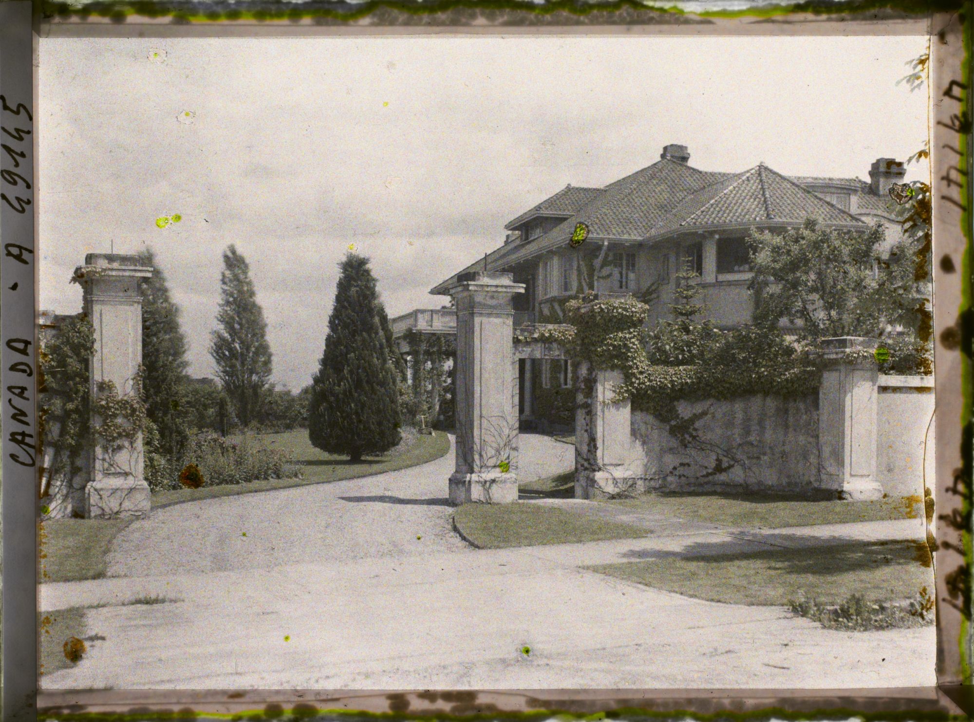 Image représentant Canada, Vancouver, Saughnessy Heights- Quartier résidentiel- autre Cottage