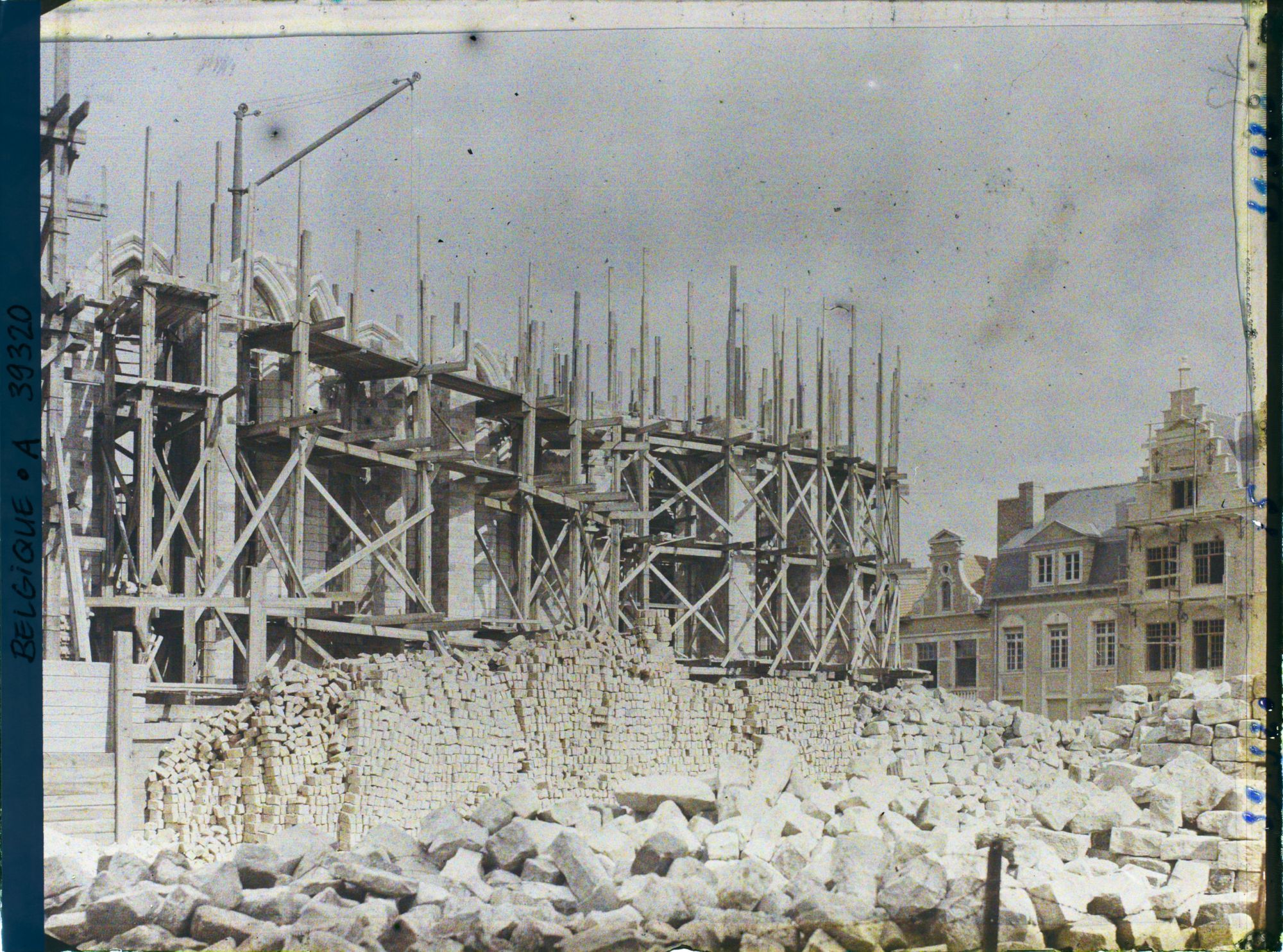 Image représentant Belgique, Ypres, Reconstruction de la Cathédrale St Martin