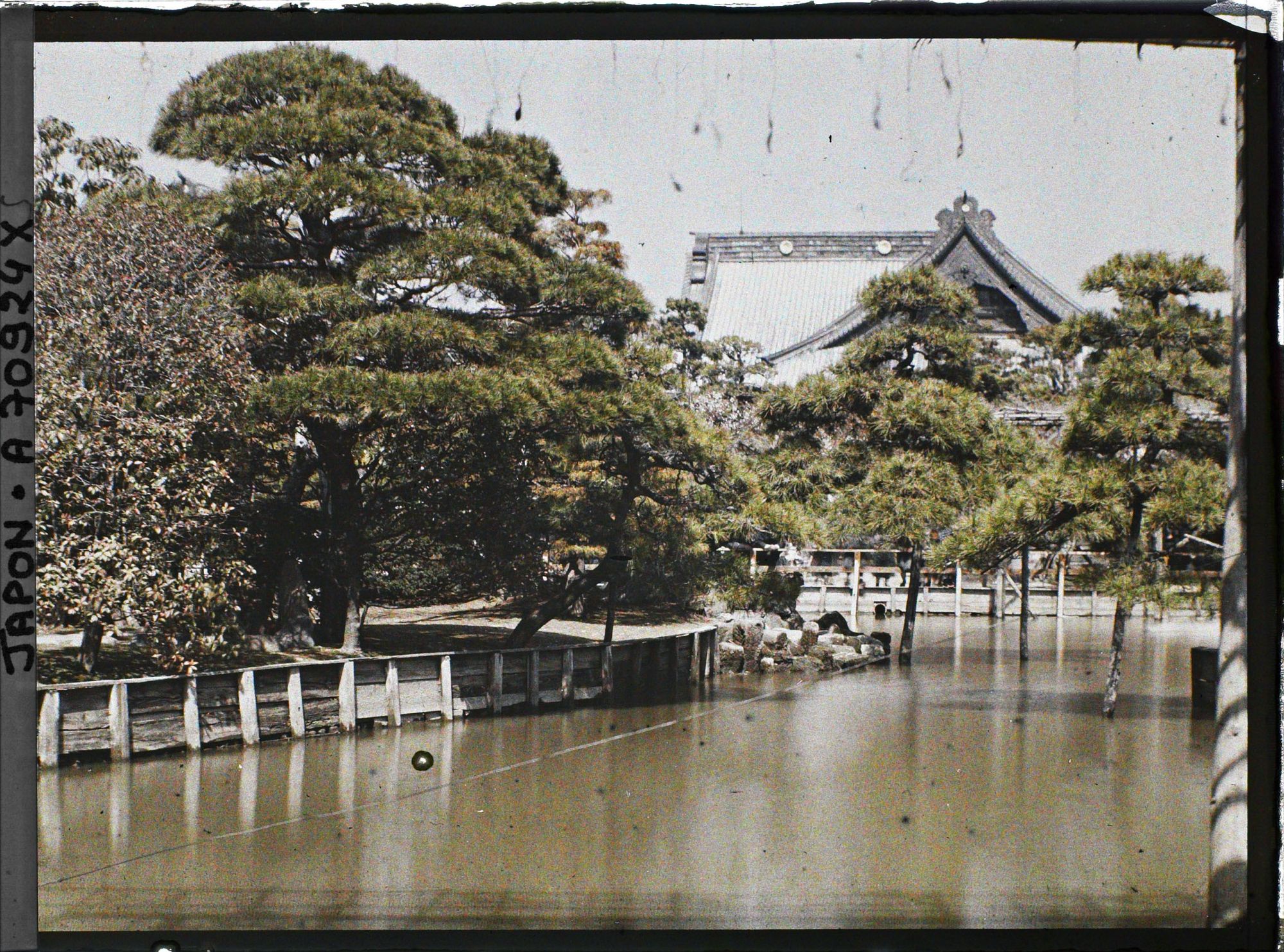Image représentant Temple Daishi : jardin et étang