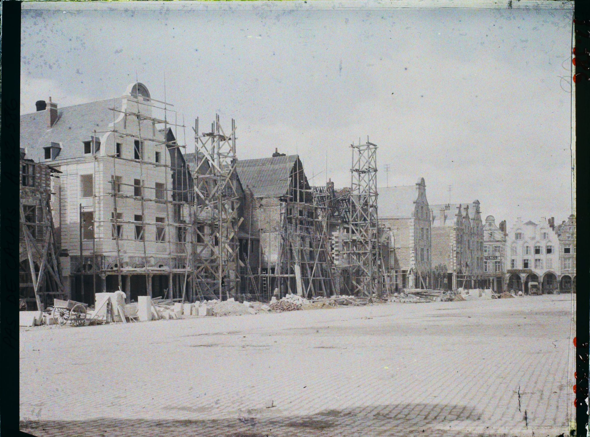 Image représentant France, Arras, Reconstructions Grande Place