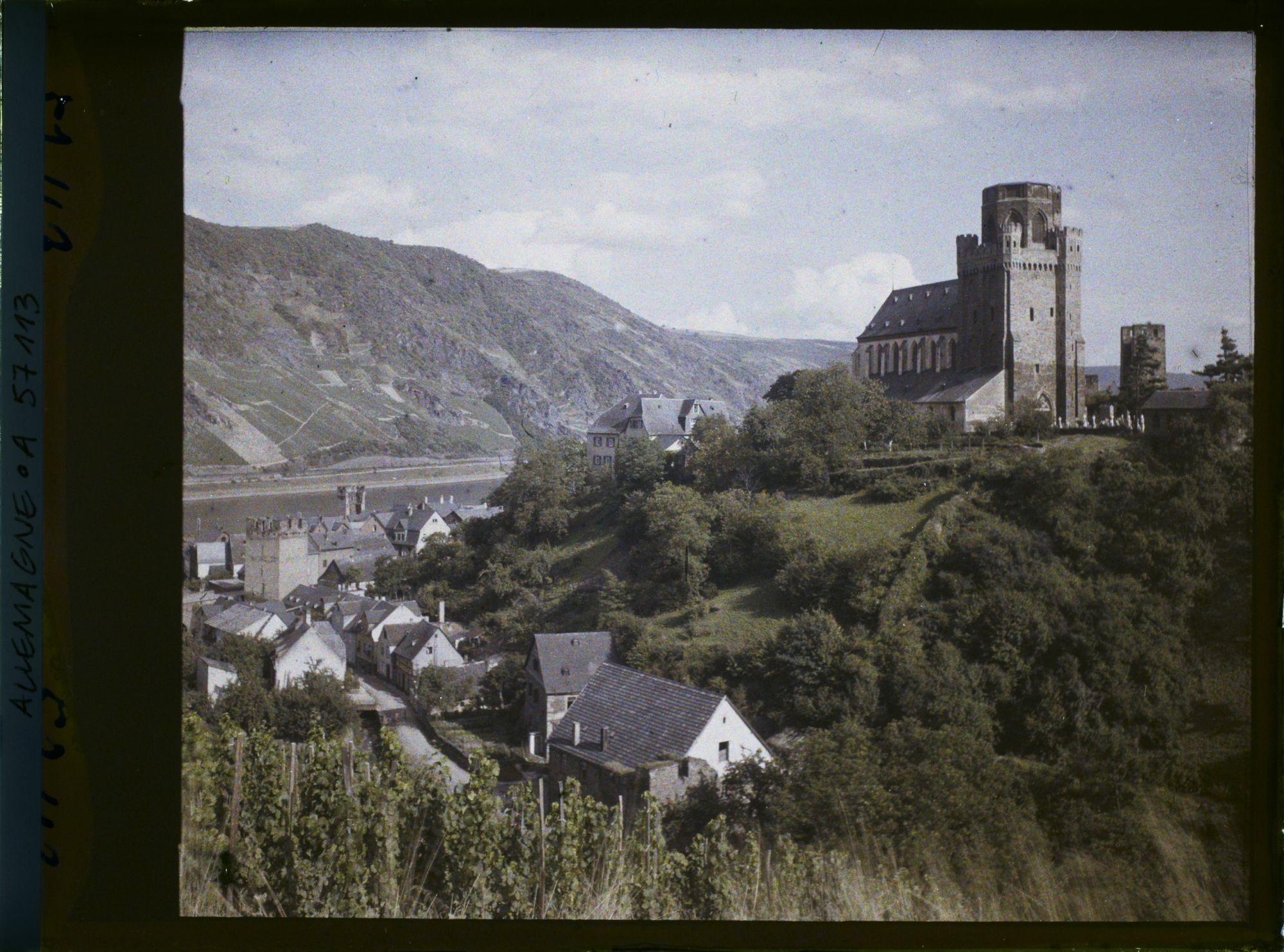 Image représentant Bords du Rhin, Oberwesel, Oberwesel vues diverses