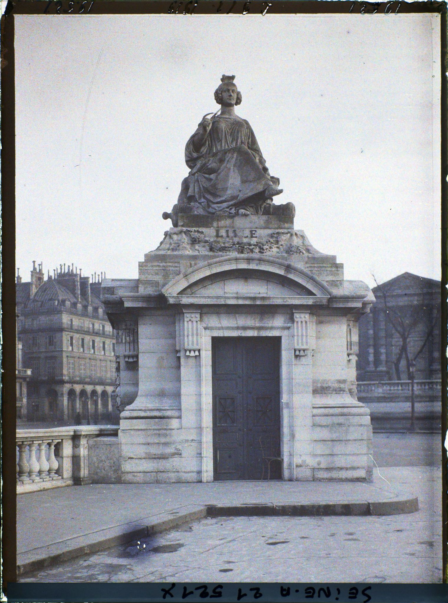 Image représentant La statue de Lille de Pradier, place de la Concorde