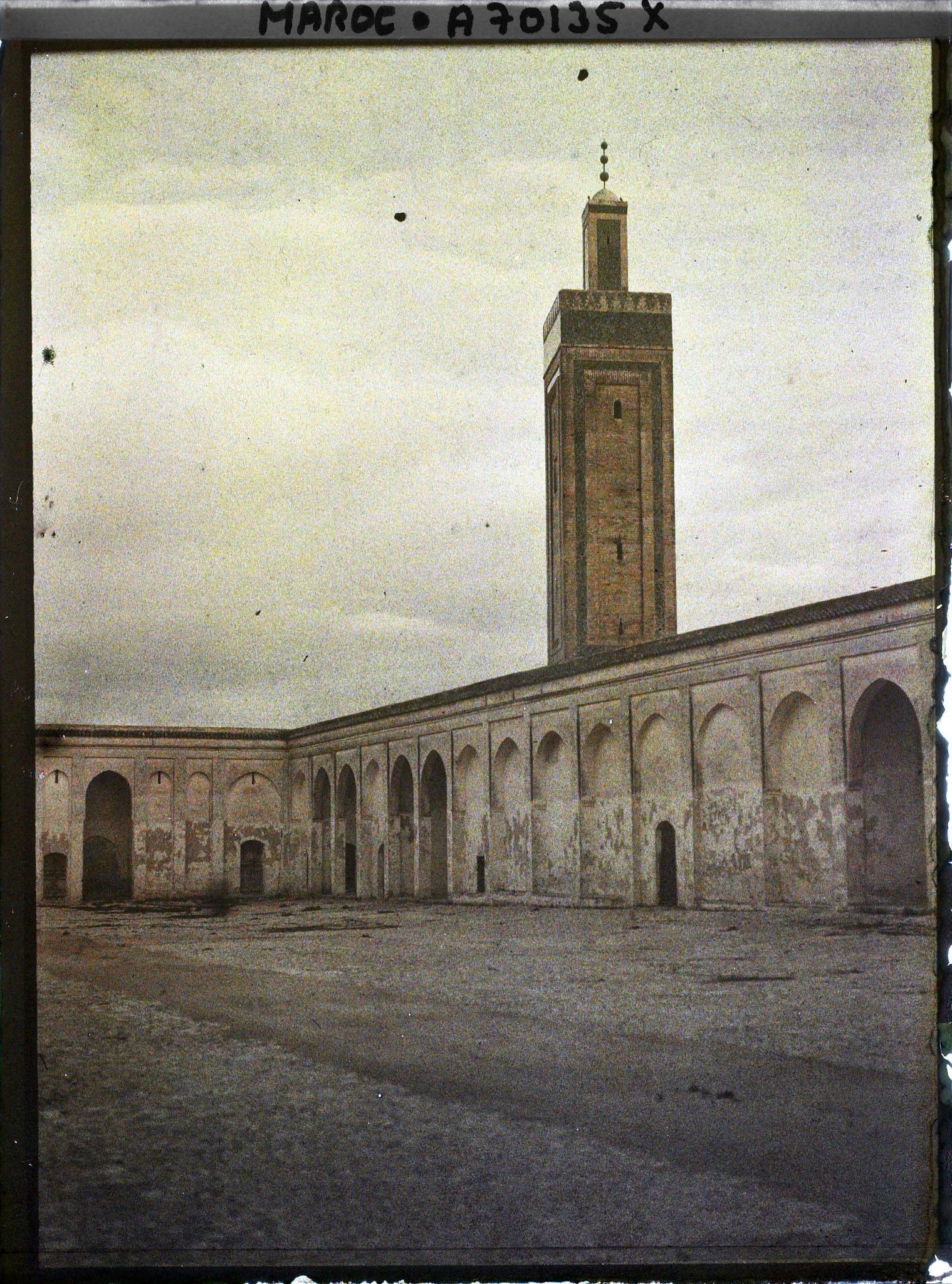 Image représentant Cour intérieur d'une mosquée