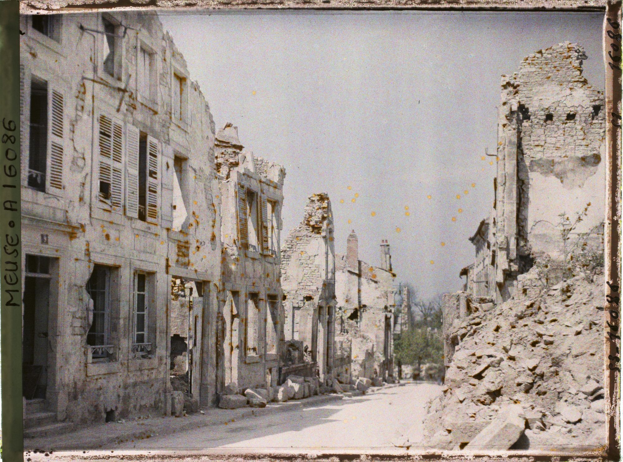 Image représentant France, Verdun, Rue de la belle Vierge