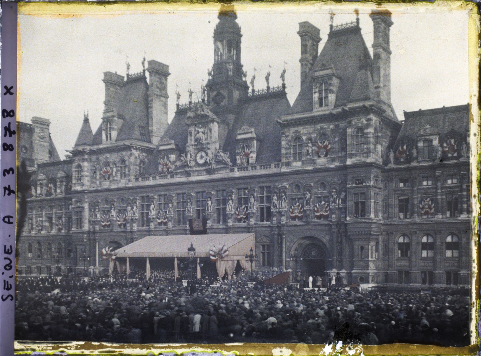 Image représentant Réception en l'honneur de Costes et Bellonte après leur triomphal raid aérien Paris-New-York