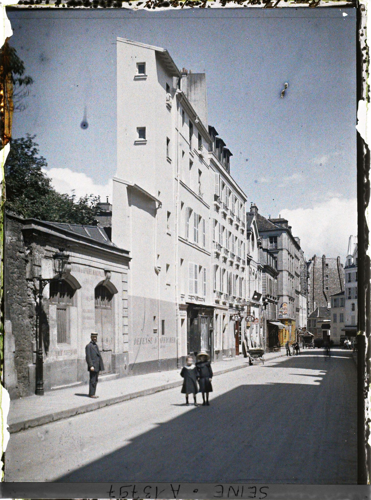 Image représentant La rue Thouin, au niveau du numéro 14