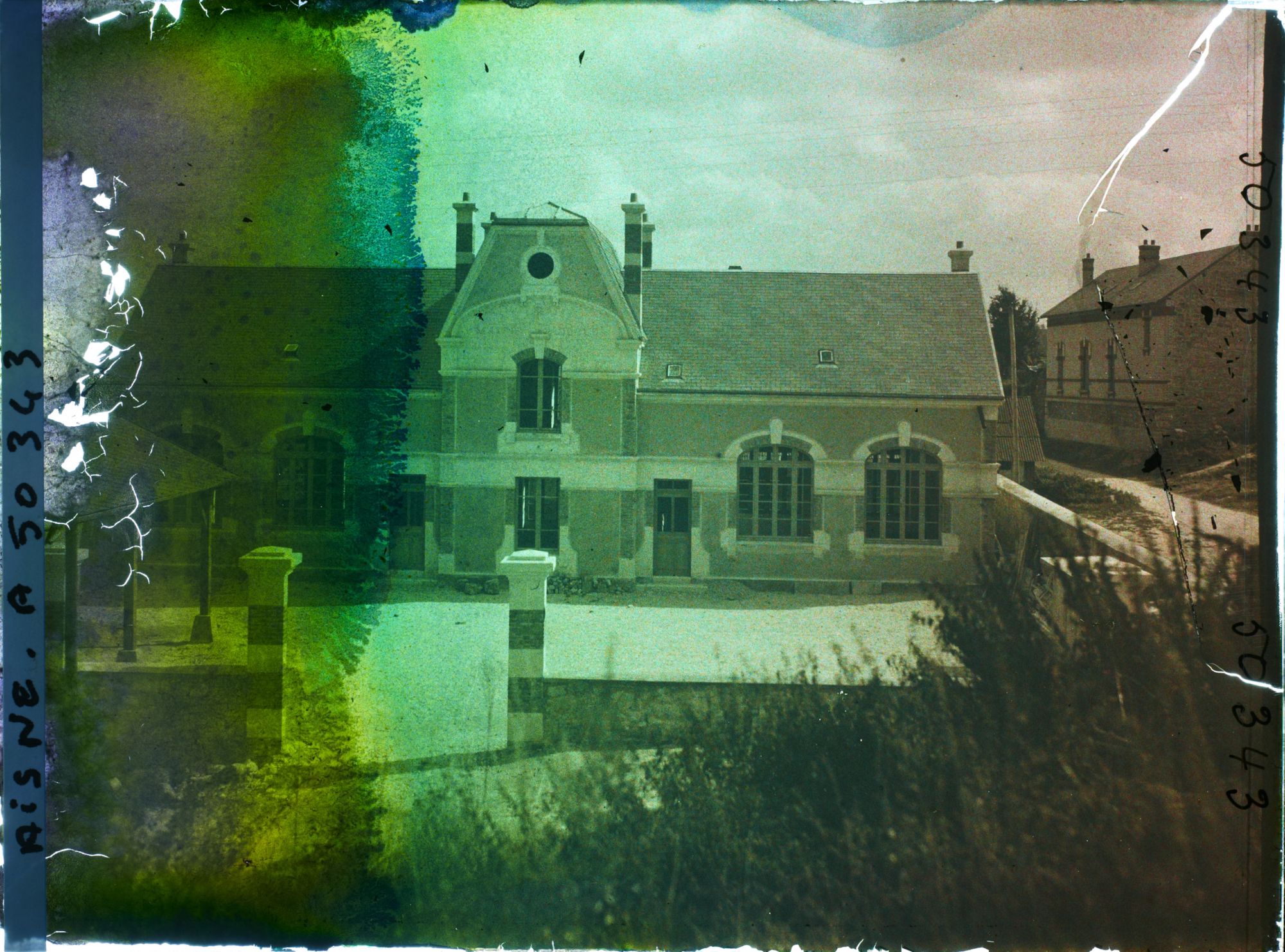 Image représentant France, Vieil-Arcy, Maire et Ecoles