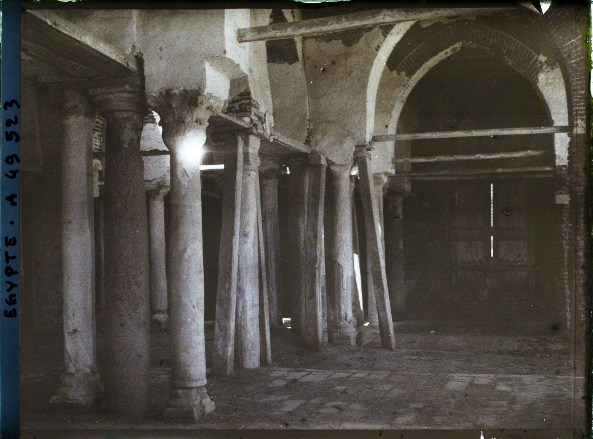 Image représentant Intérieur de le mosquée el-Gabana ?